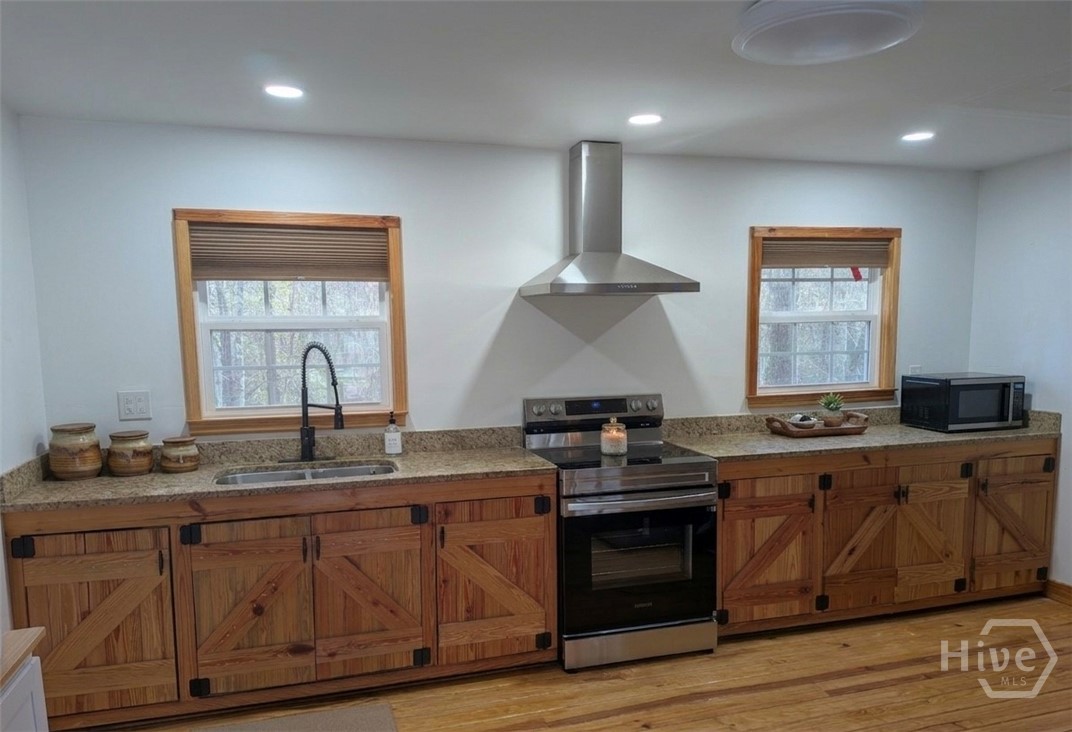 944 Warners Landing, Hortense, GA, 31543