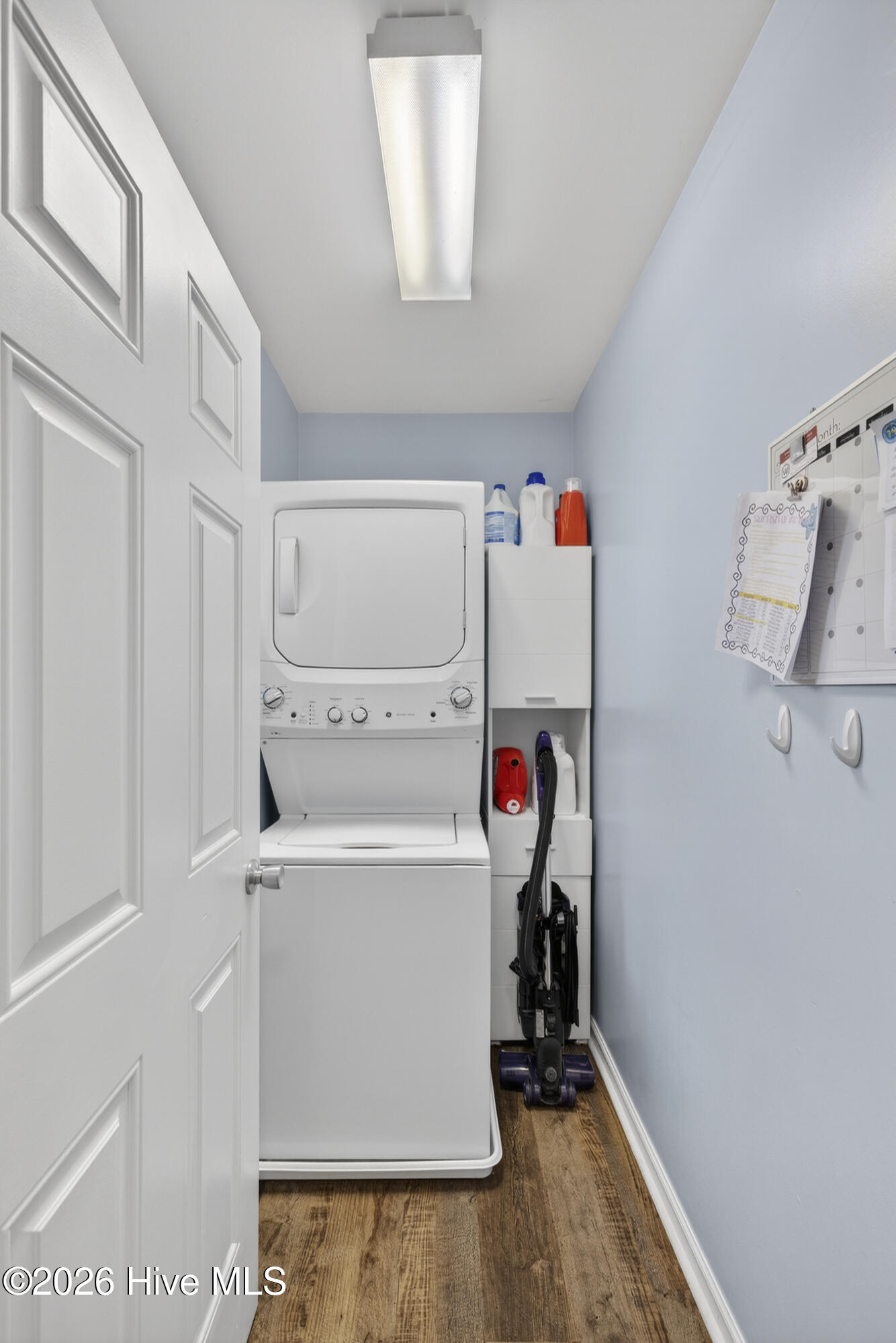 100549081 | Photo 14