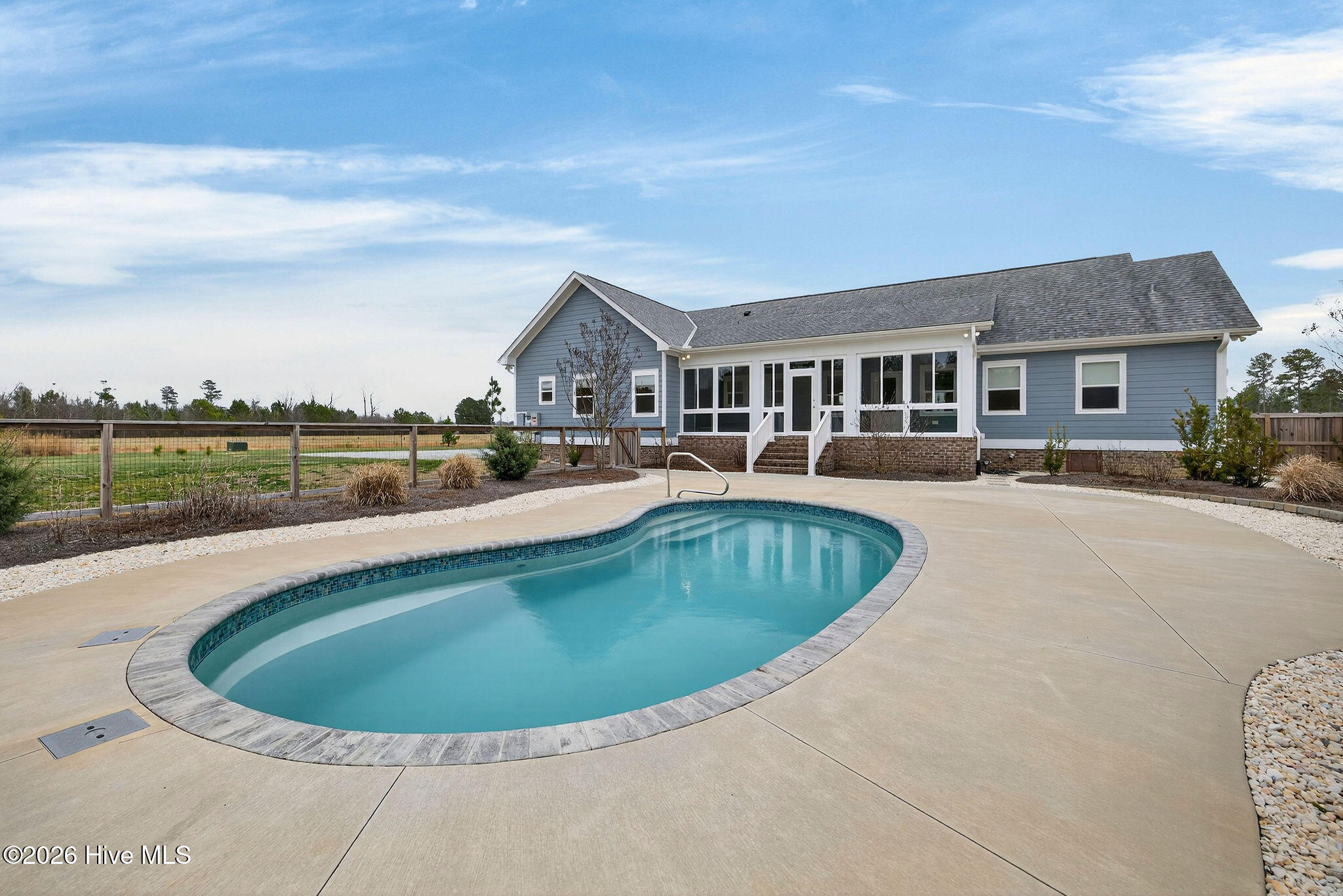 Homes for sale in Burgaw, NC | 3032 Piney Woods Rd, Burgaw, NC 28425 | MLS# 100557645