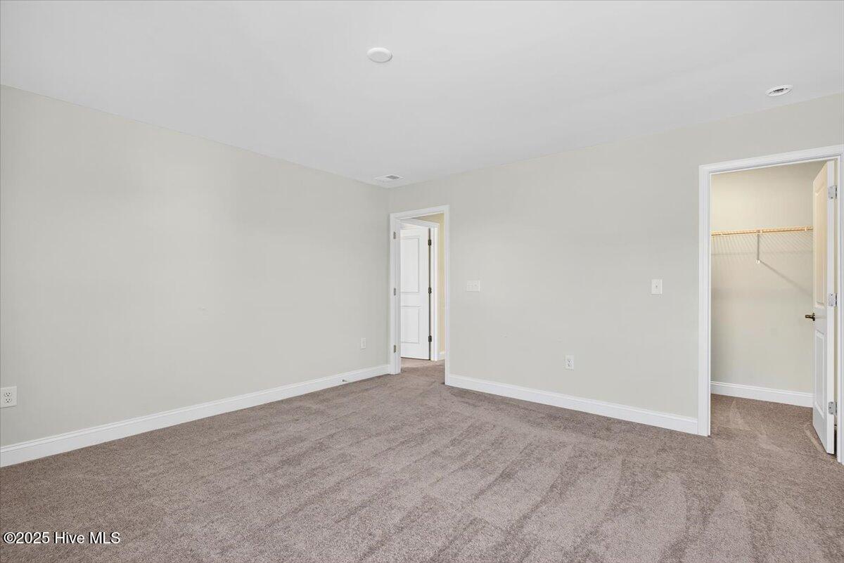 100532421 | Photo 36