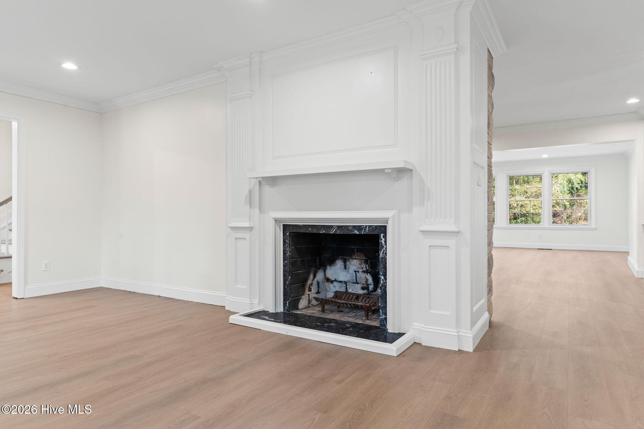 100548429 | Photo 14