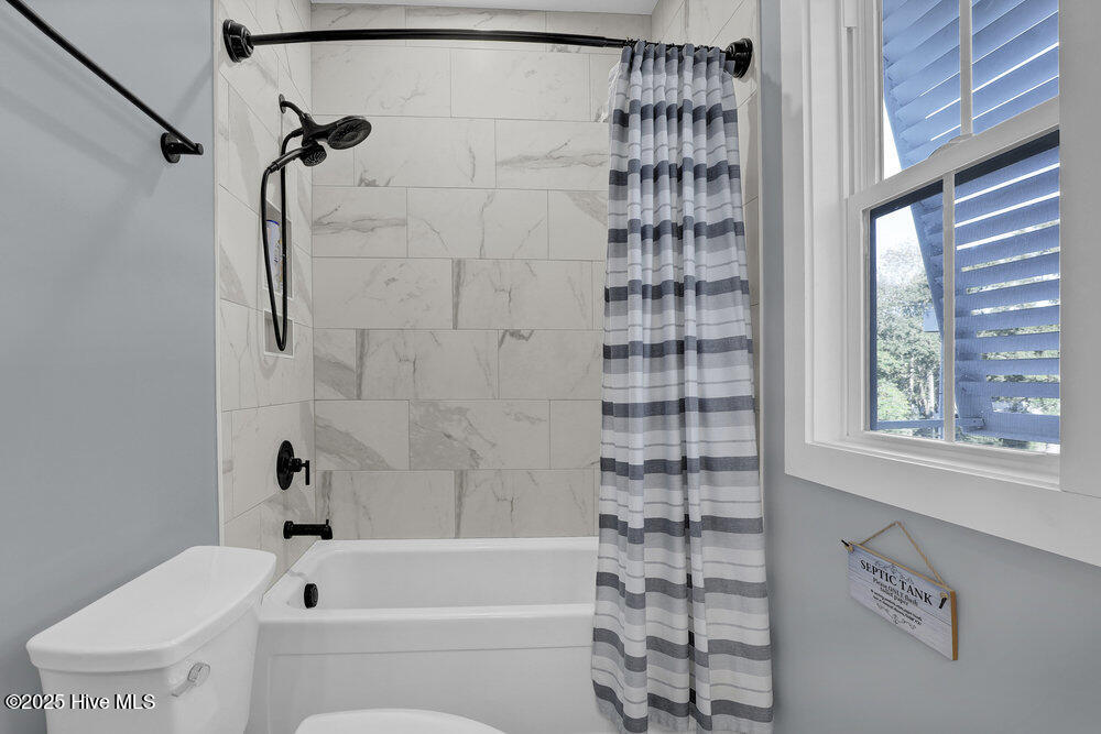 100539309 | Photo 23