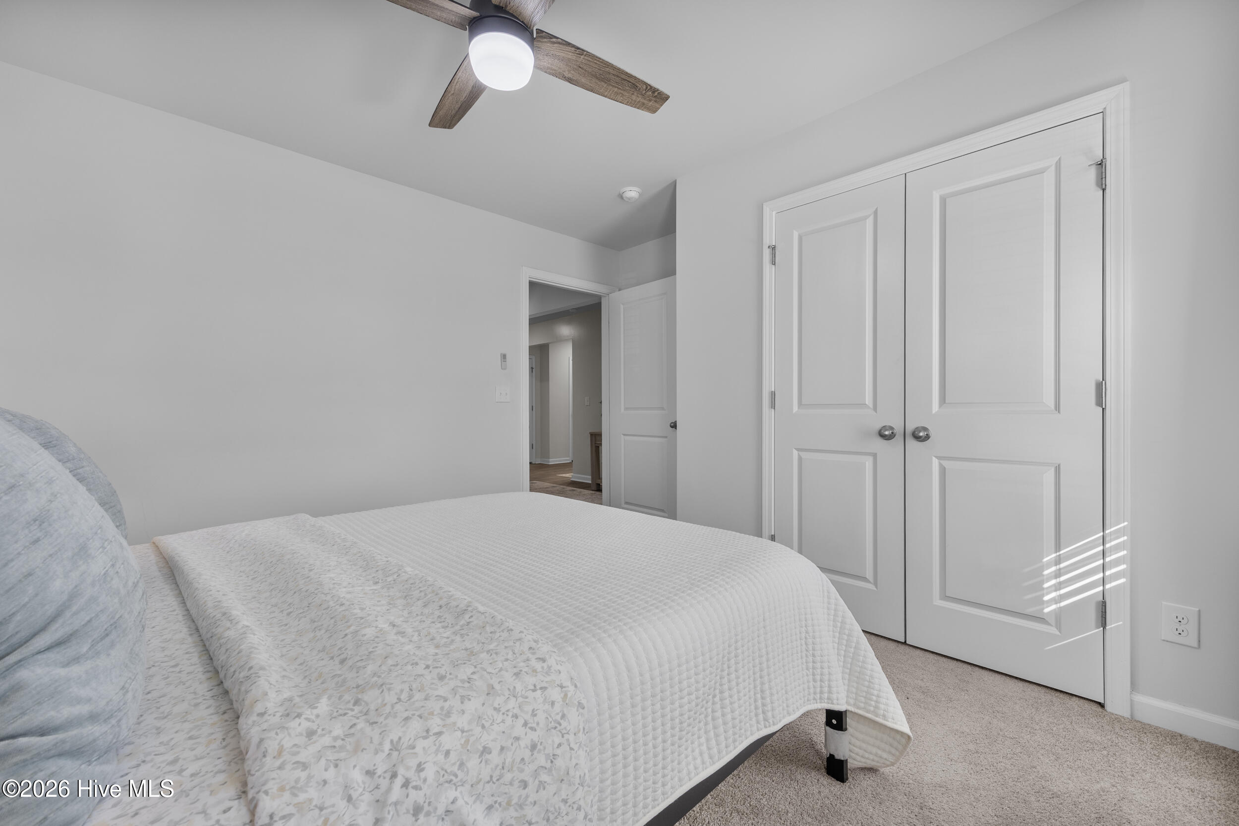 100550214 | Photo 21