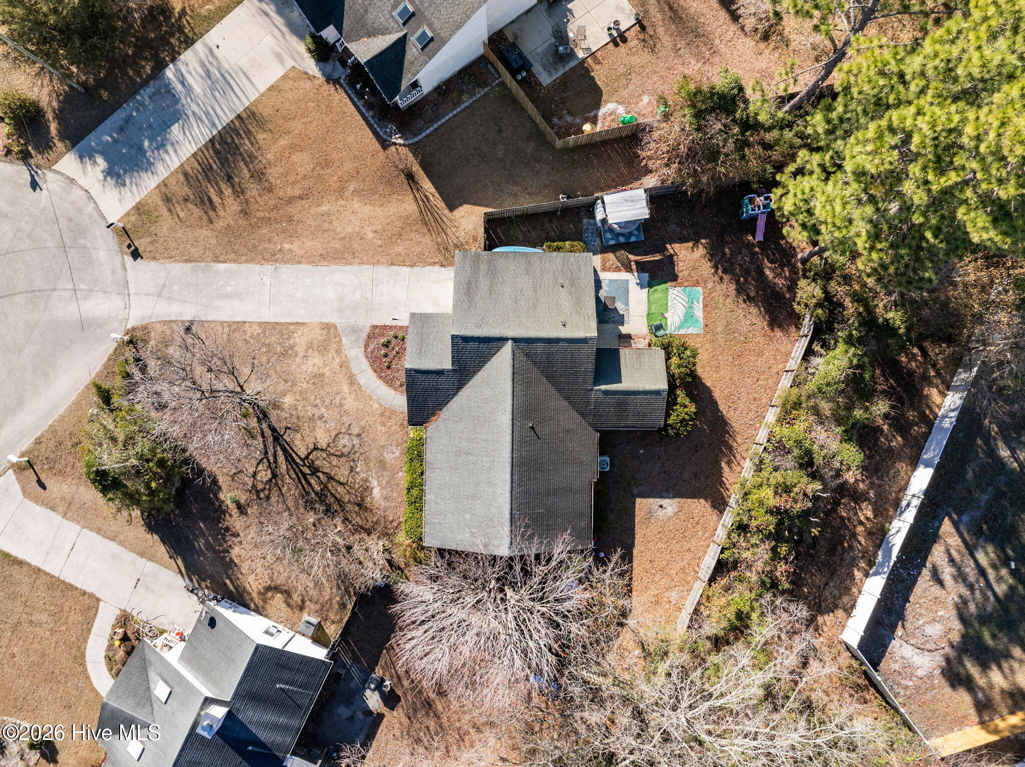 100547316 | Photo 33