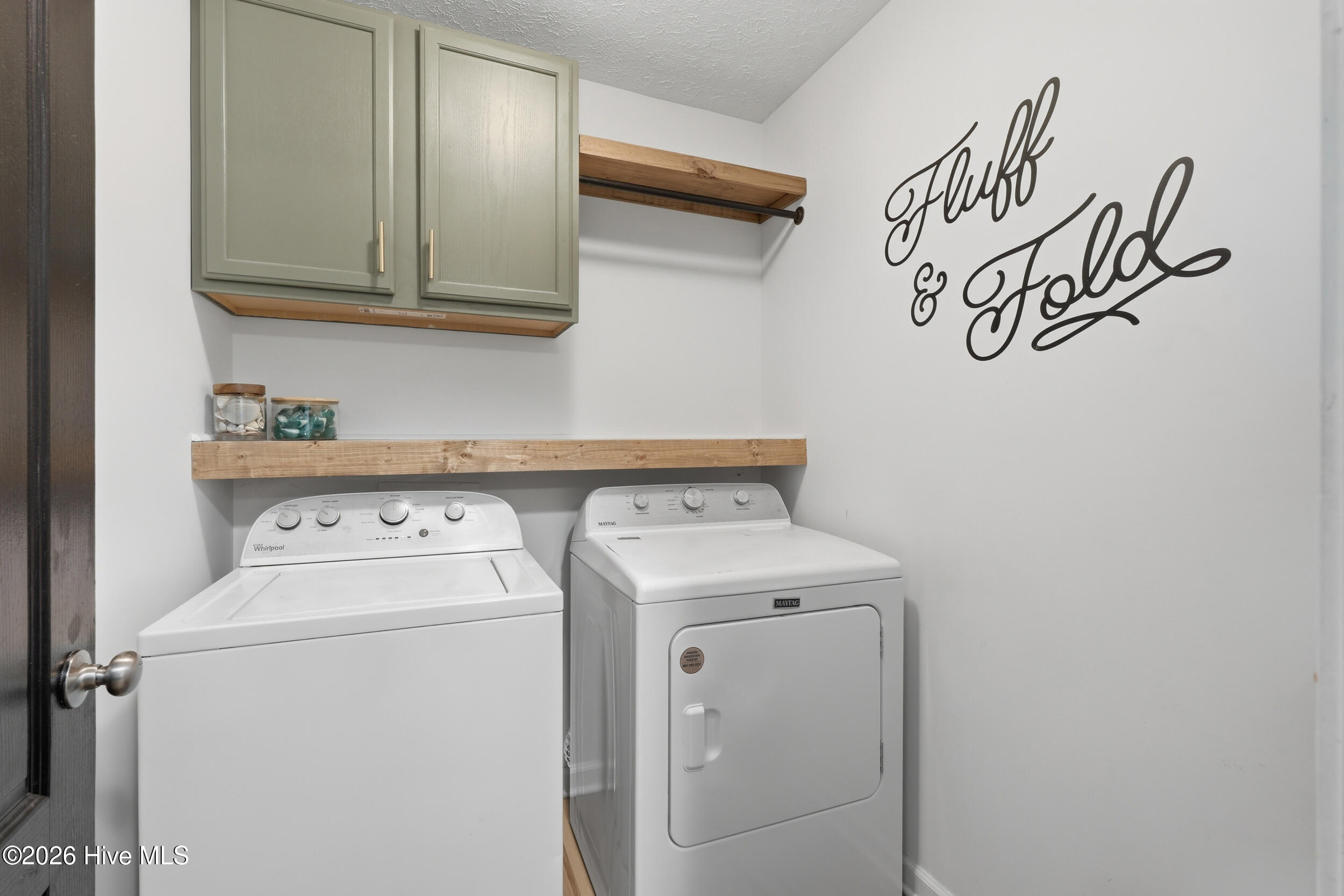 100567725 | Photo 17