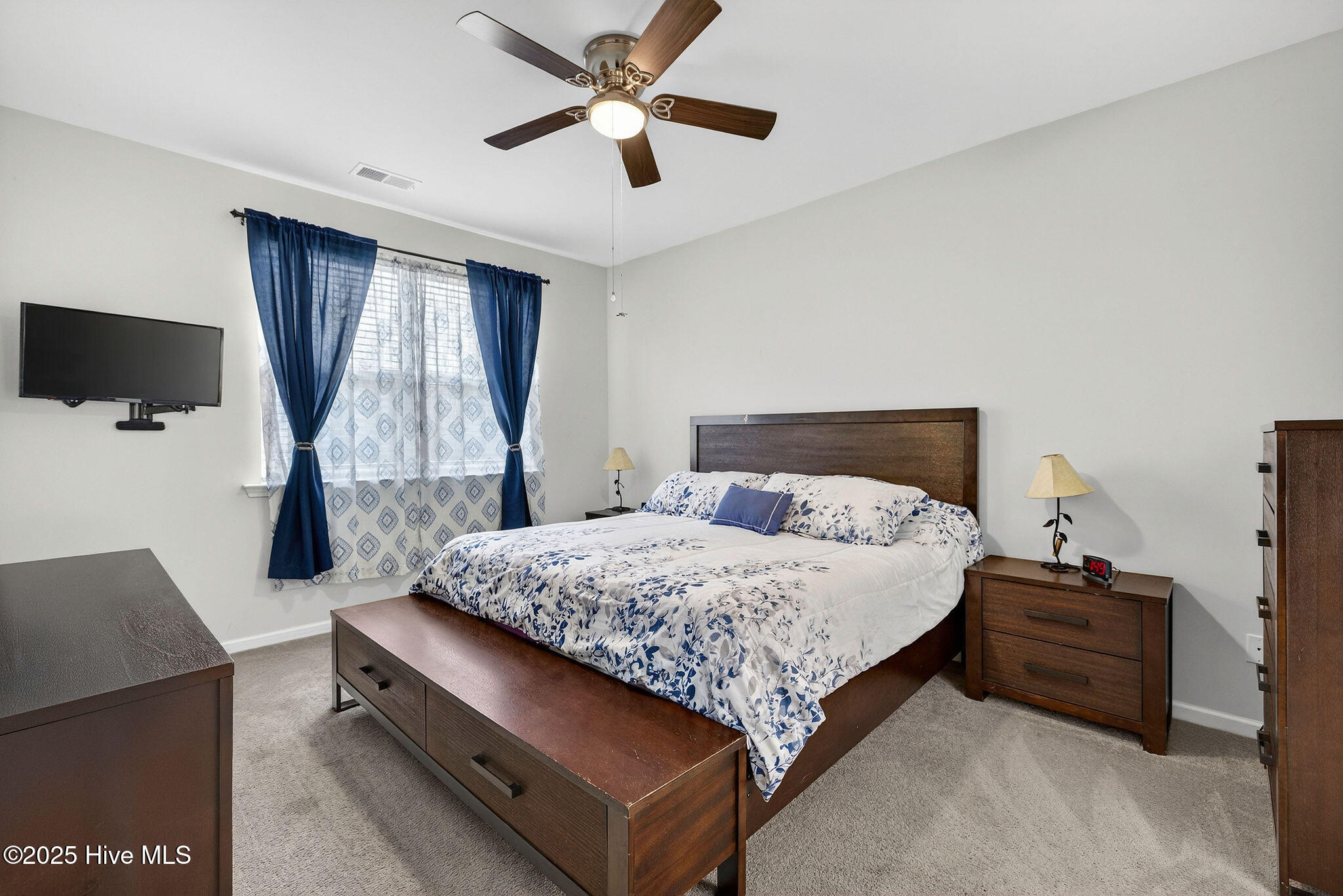 100543614 | Photo 14