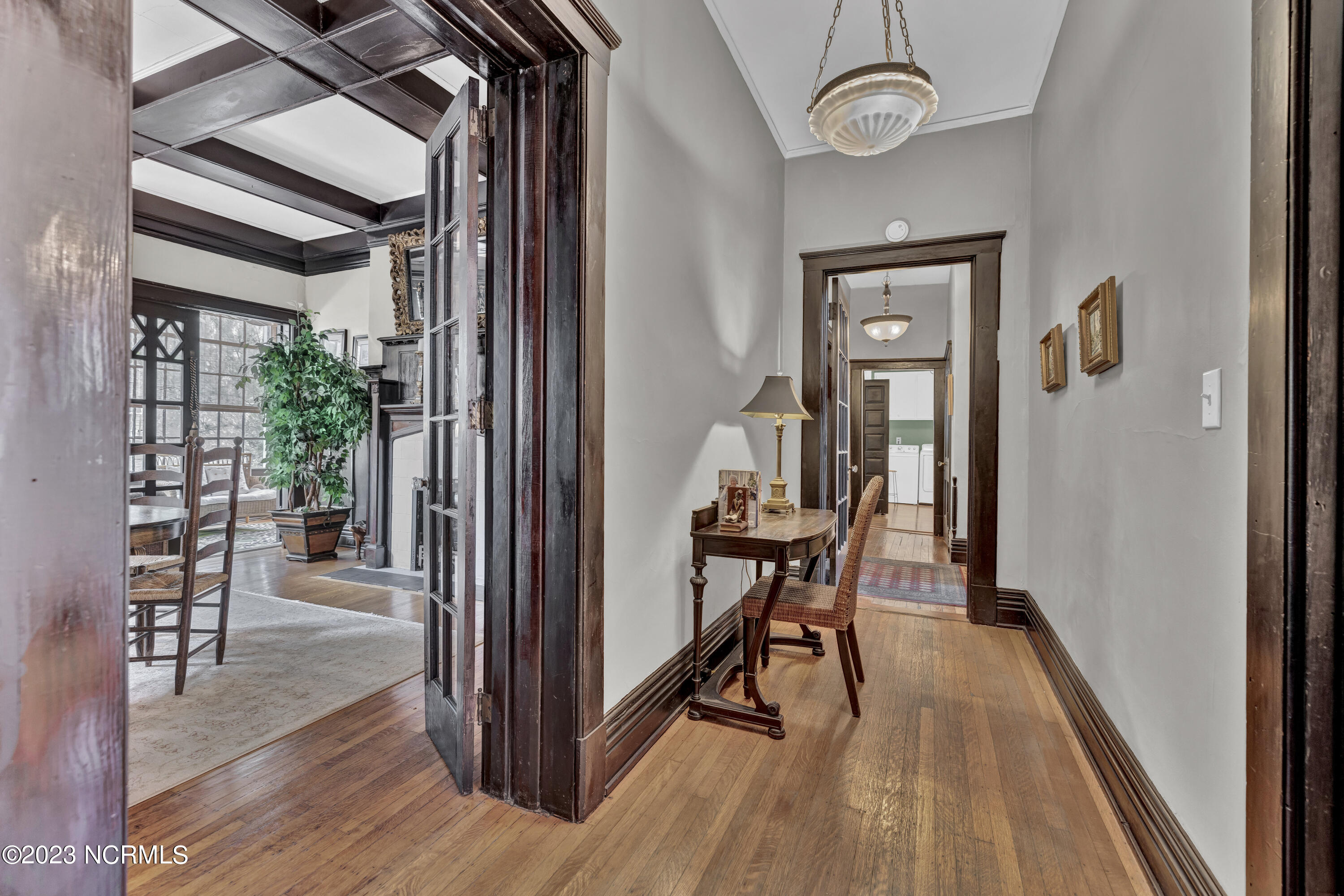 106 S 5th Avenue, Wilmington, NC 28401 – photo 16: First Floor Hallway