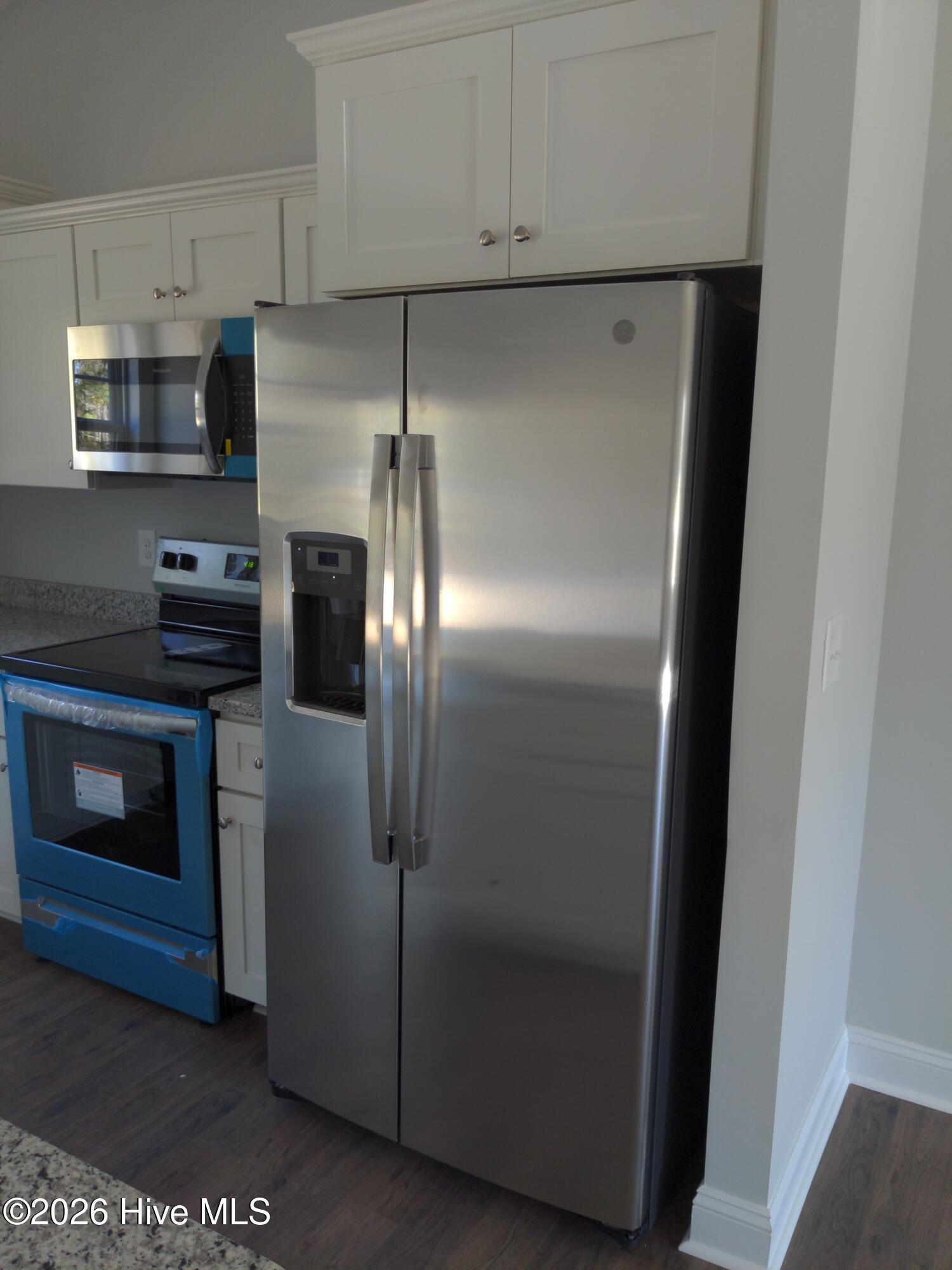 100551280 | Photo 12