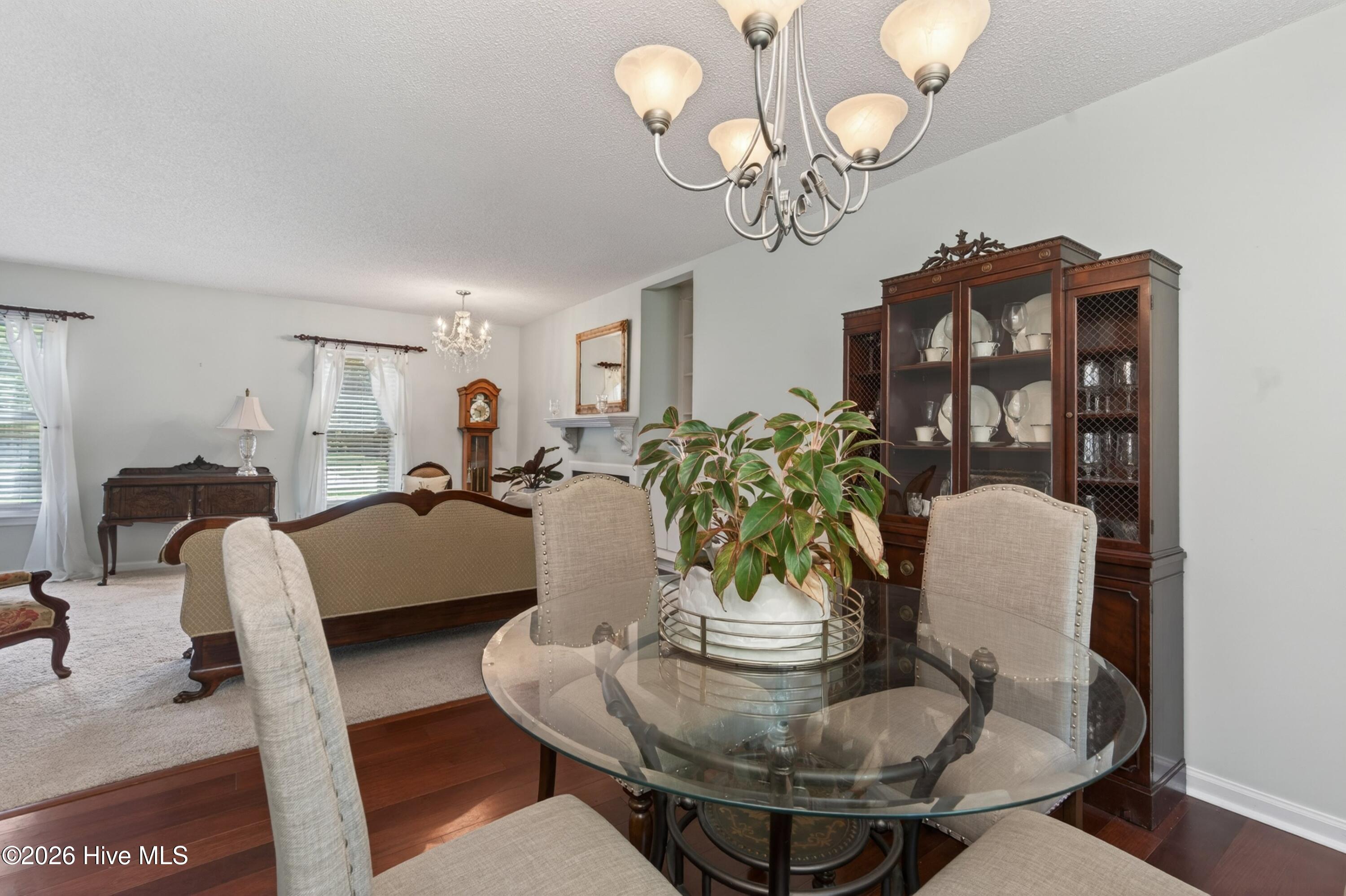 100569160 | Photo 11