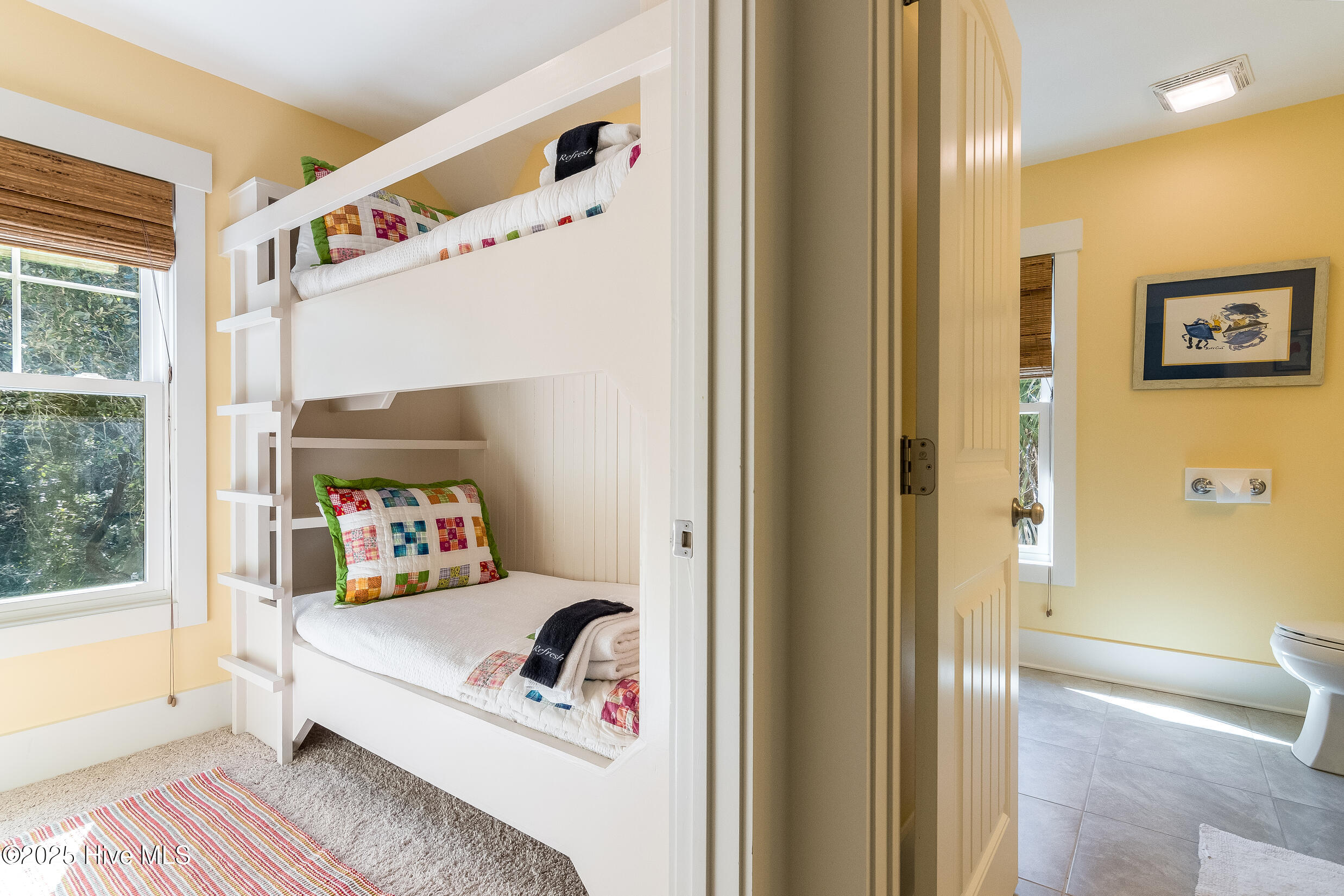 100545304 | Photo 29