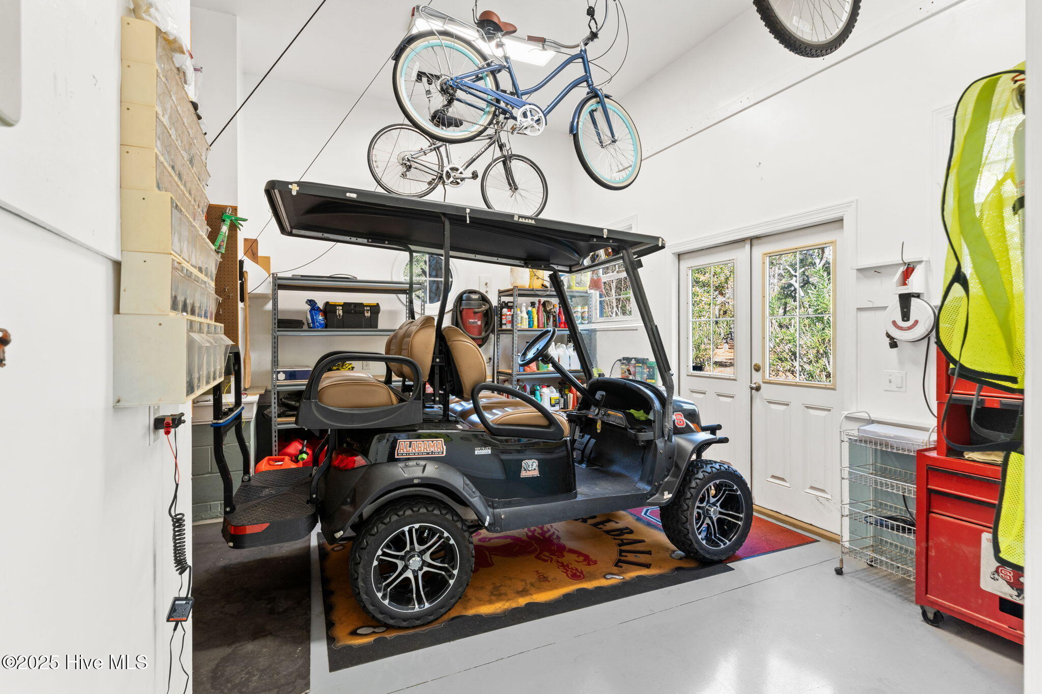 100544060 | Photo 53