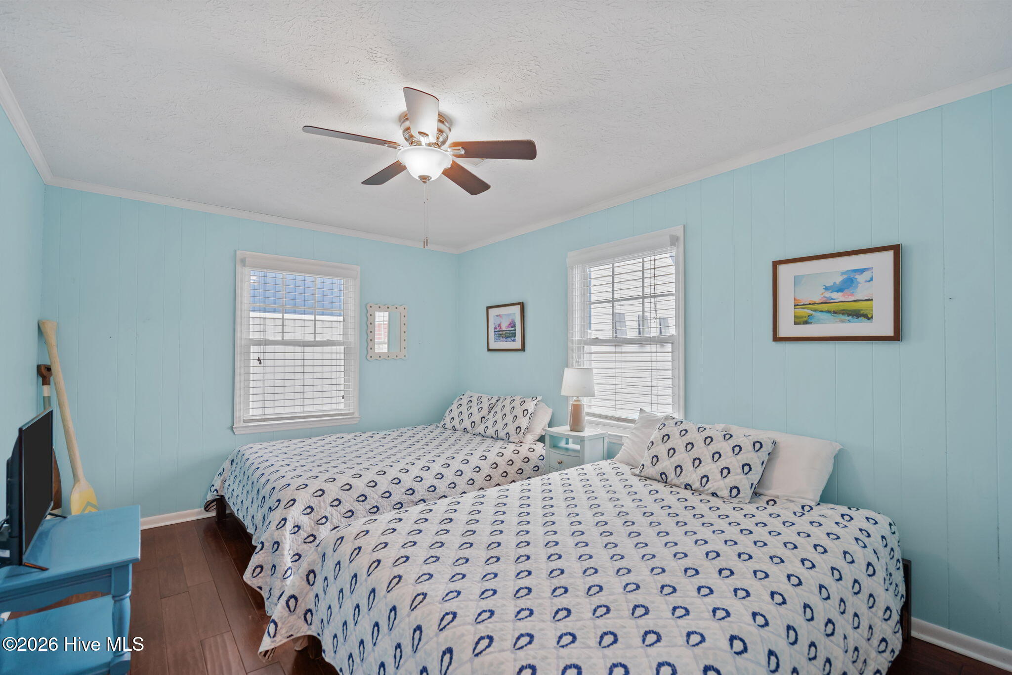 100543033 | Photo 38