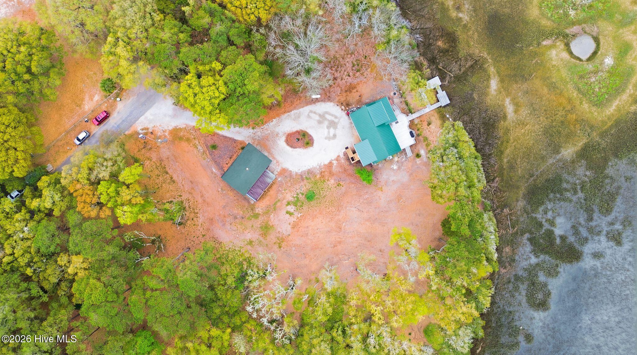 100565055 | Photo 78