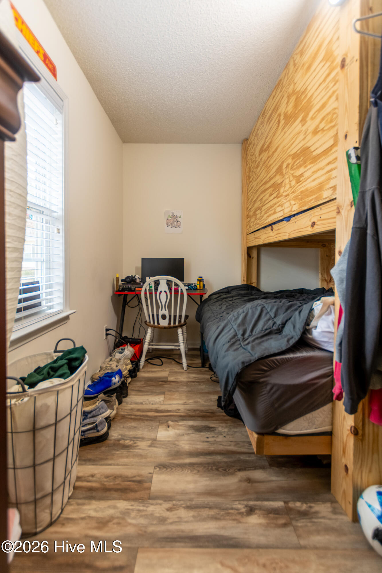 100548656 | Photo 17