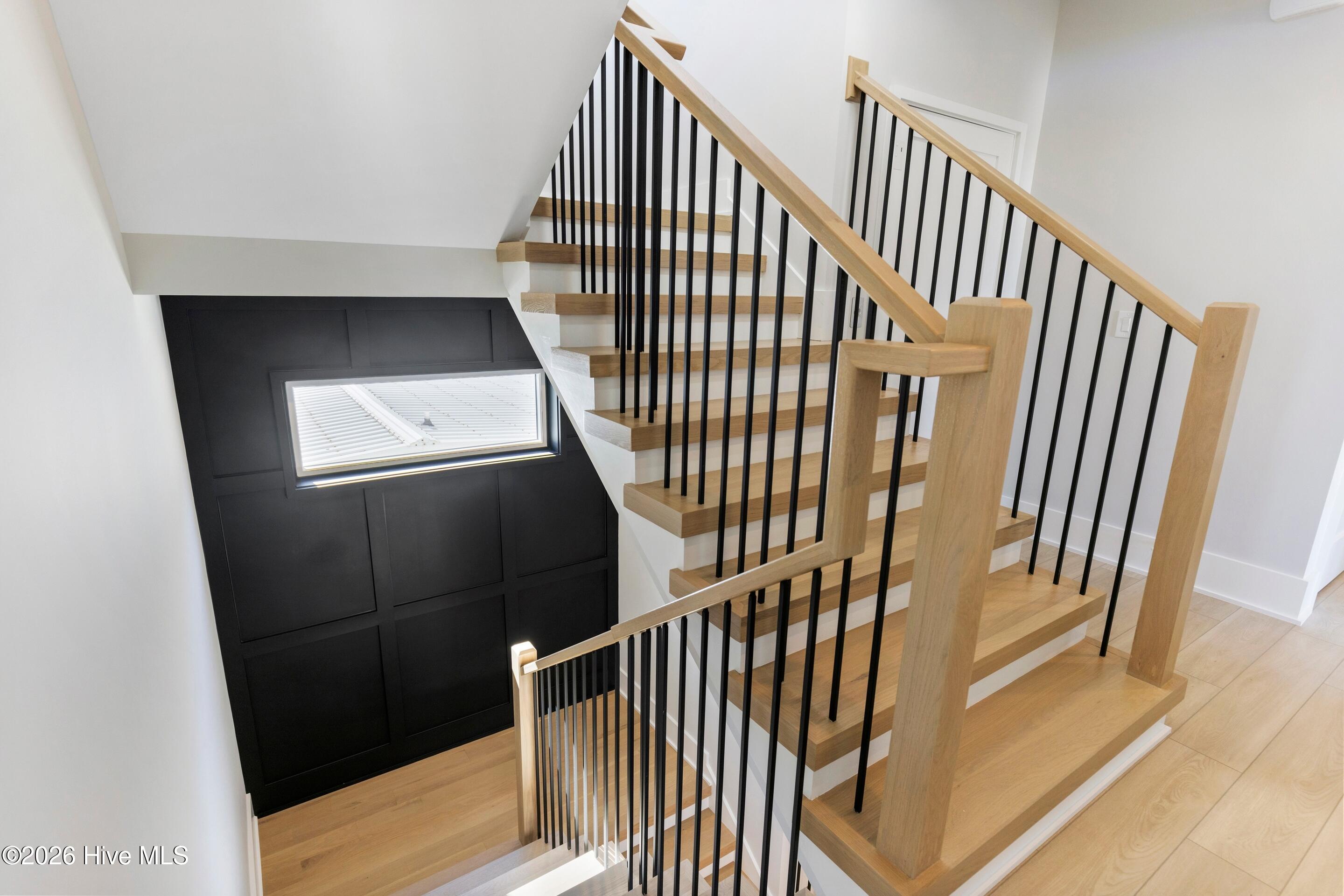 100545146 | Photo 47