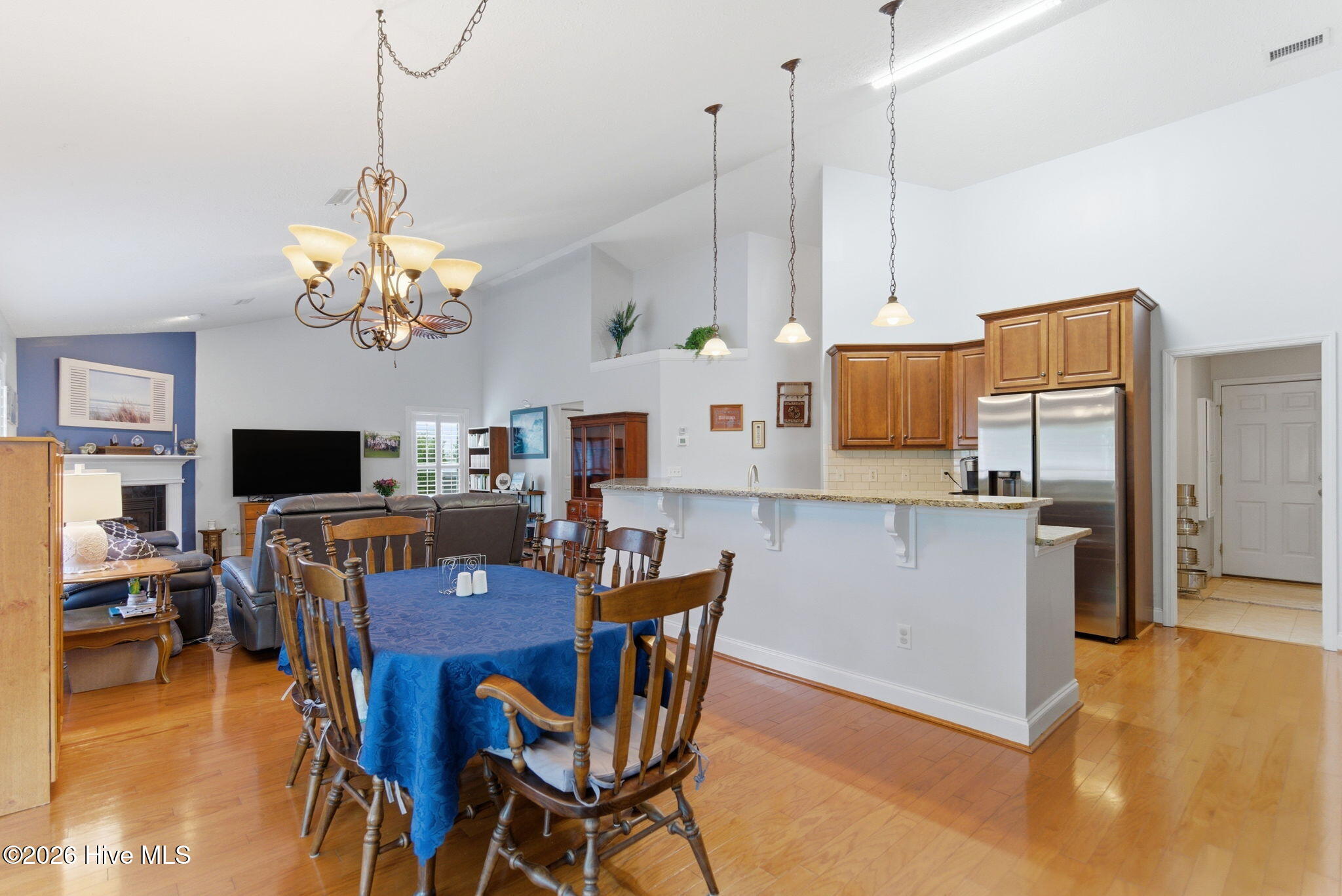 206 Heartwood Drive, Hampstead, NC 28443 Listing Photo  18