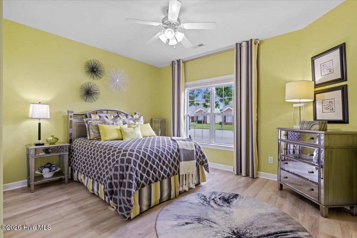 38-104 Oxford Dr-38