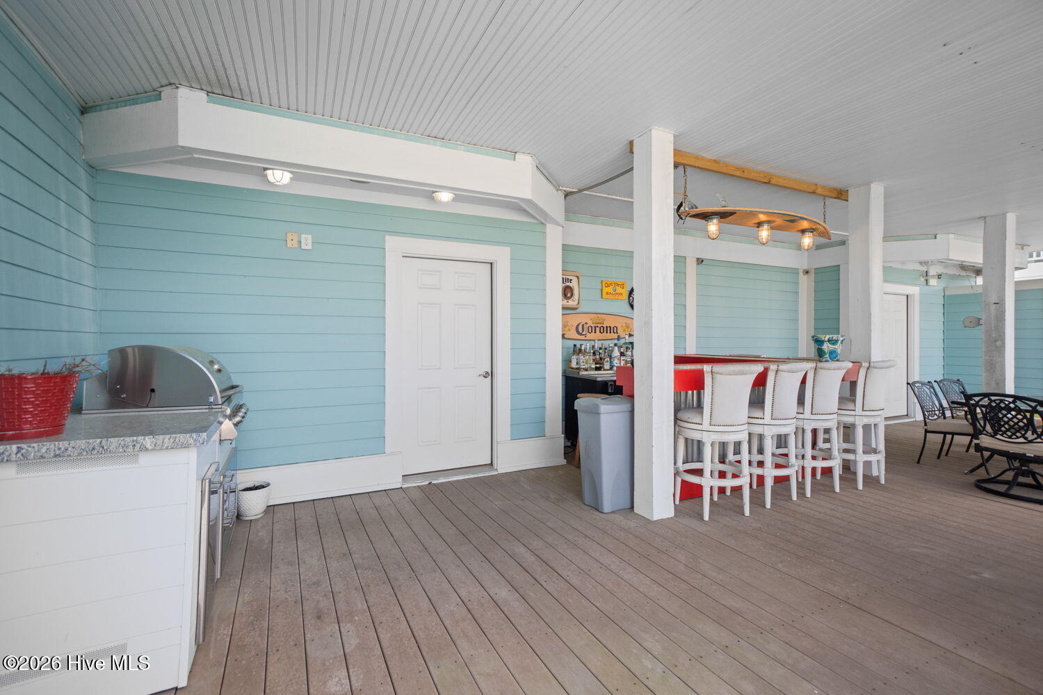 100566570 | Photo 63