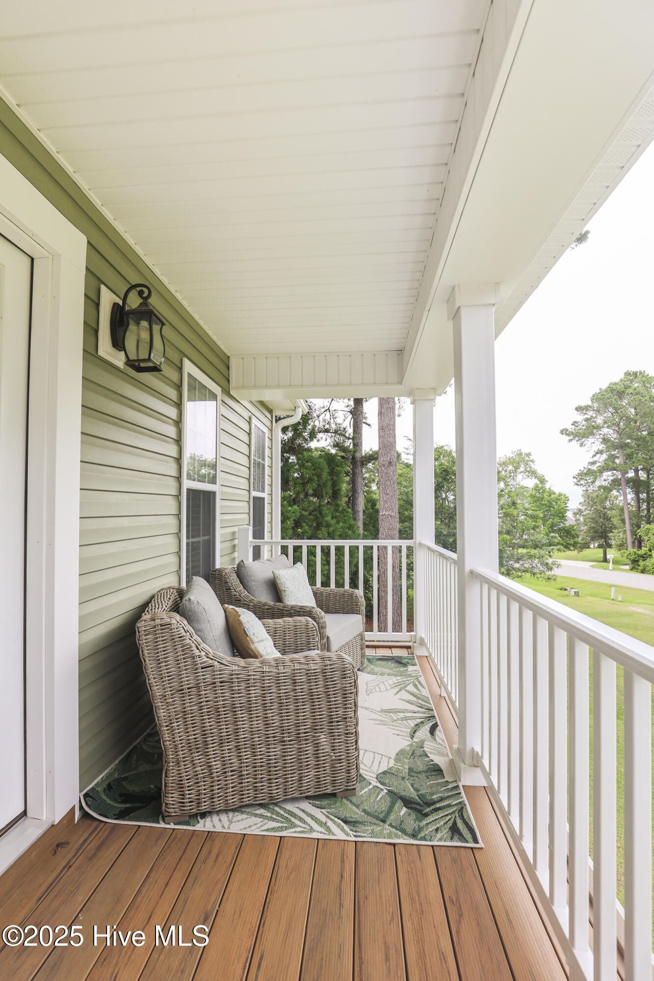 100513900 | Photo 43