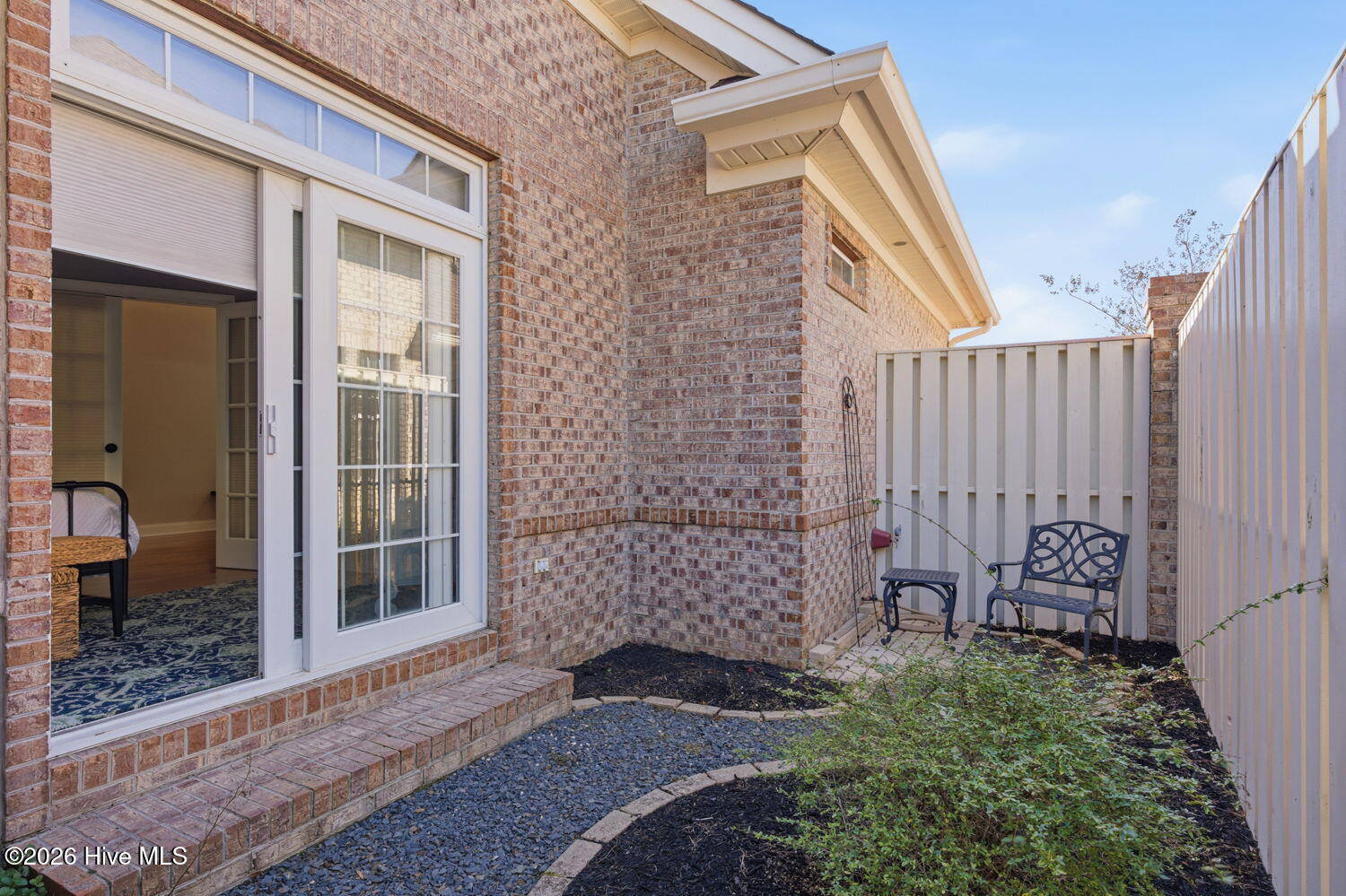 100555099 | Photo 33