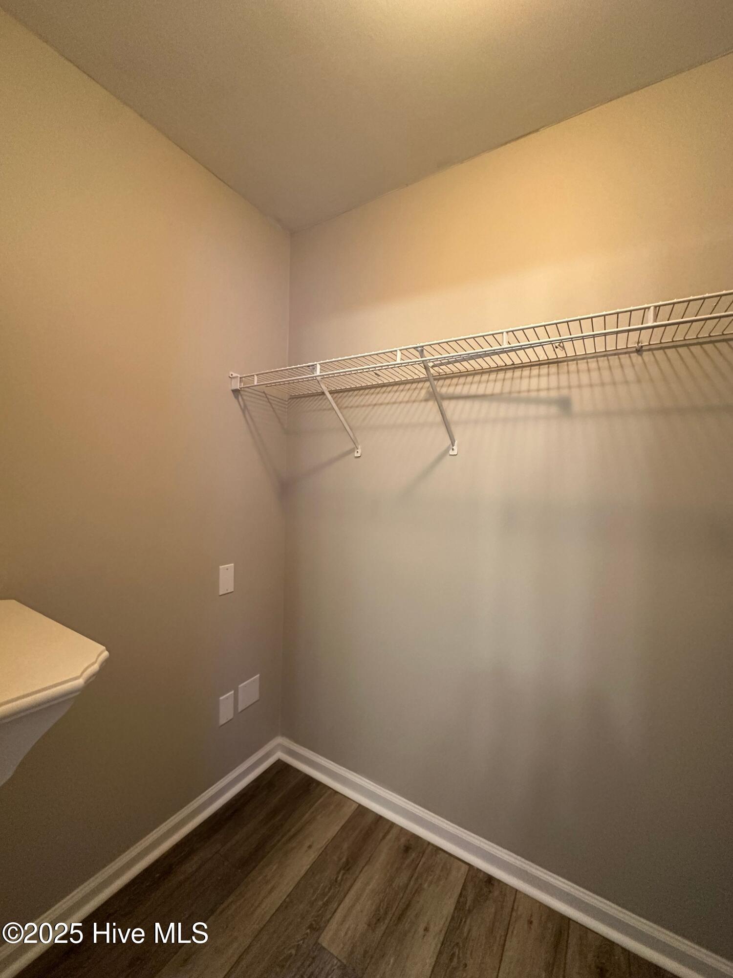 100533896 | Photo 21