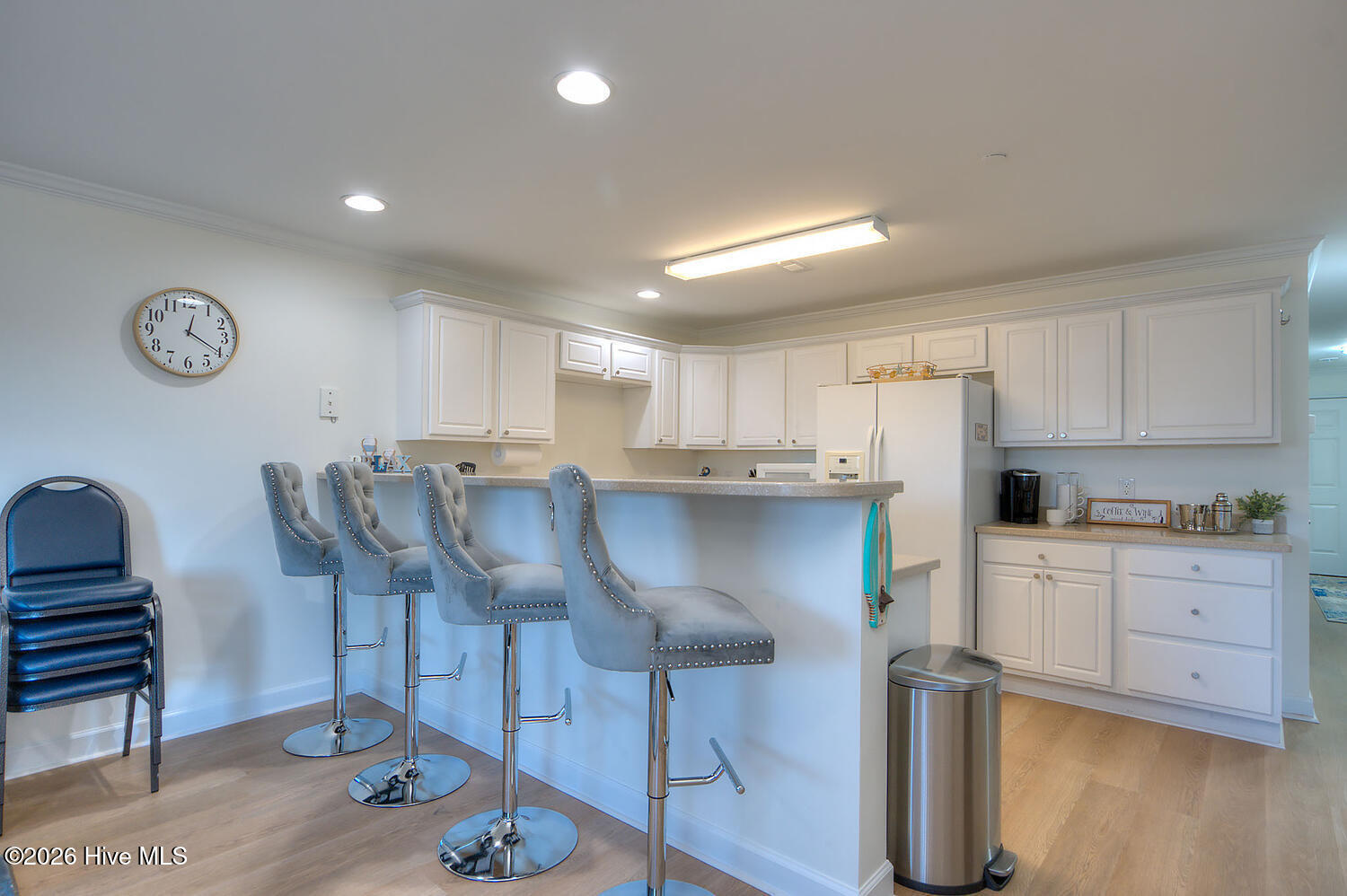 100566241 | Photo 11