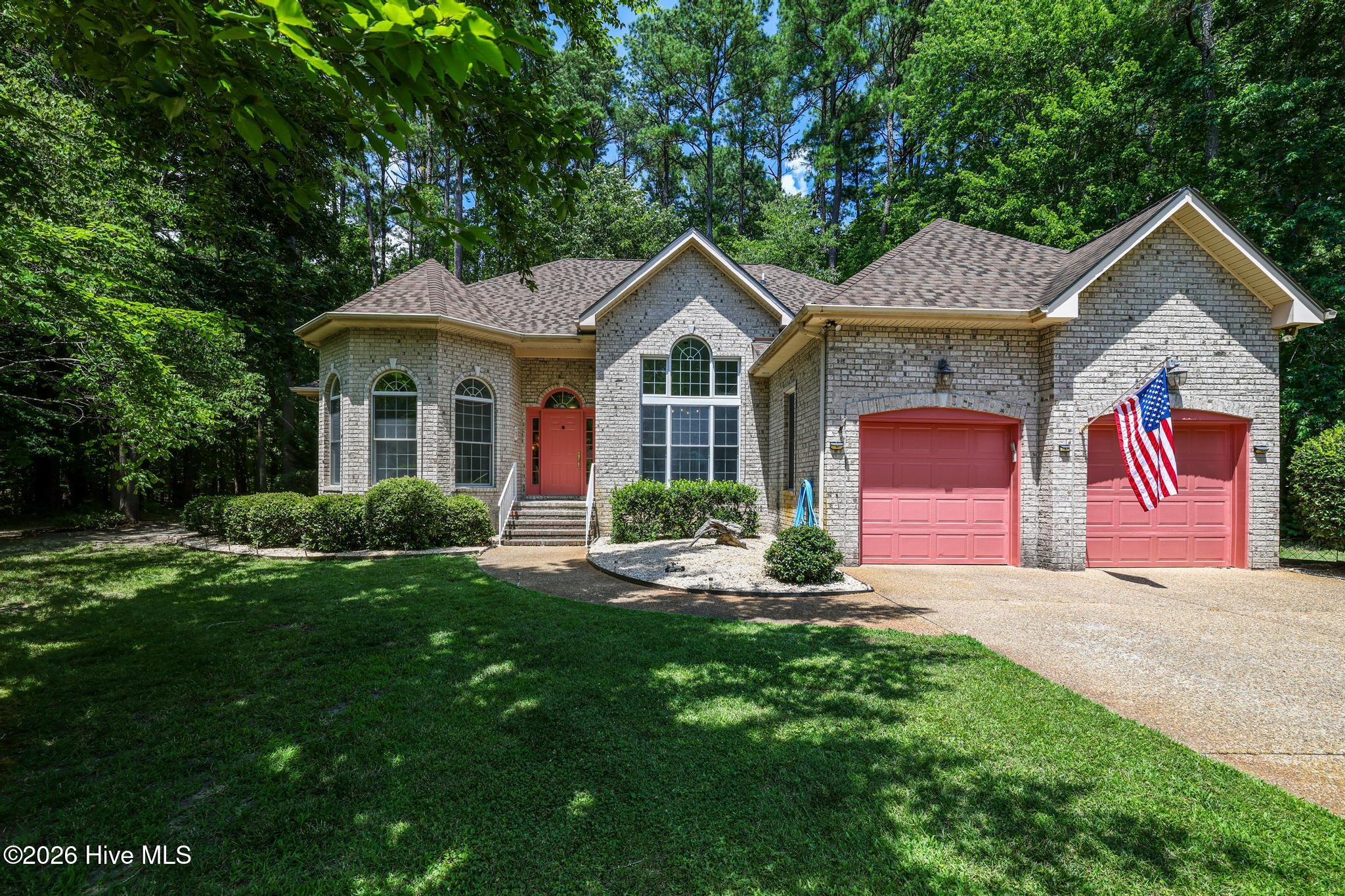 Featured listings Featured listings