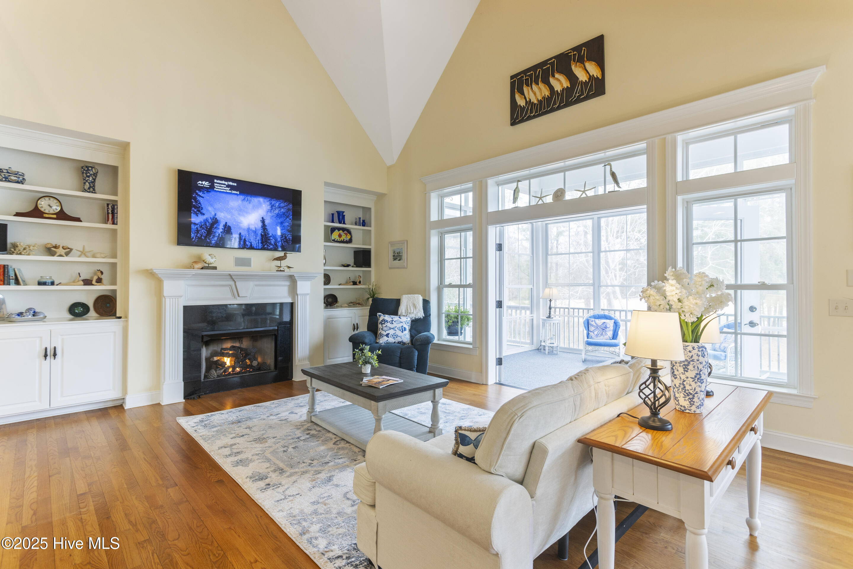 100493610 | Photo 20