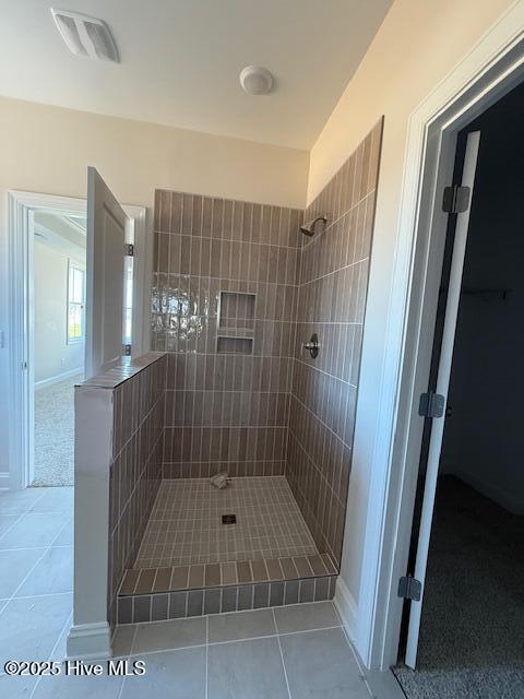 100537825 | Photo 24