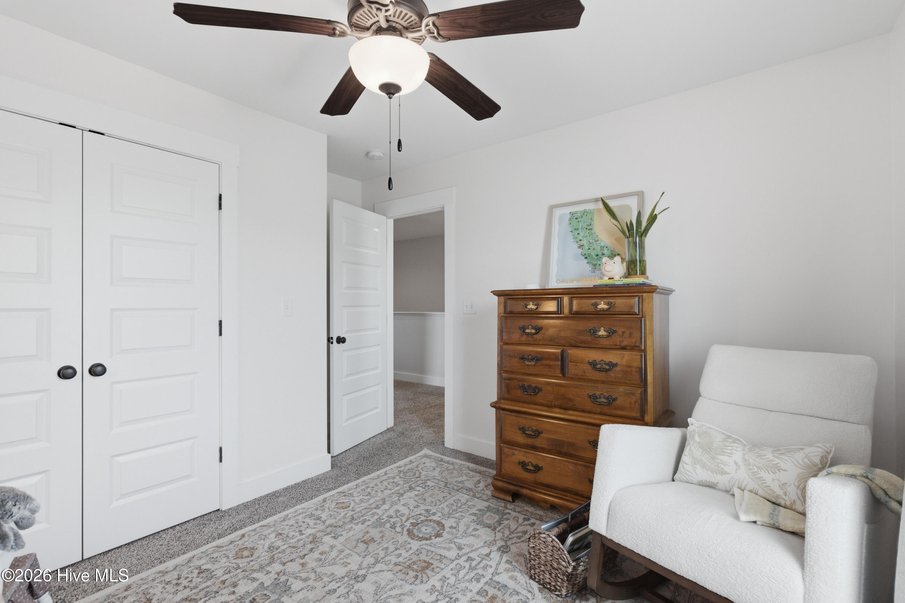 100562643 | Photo 33