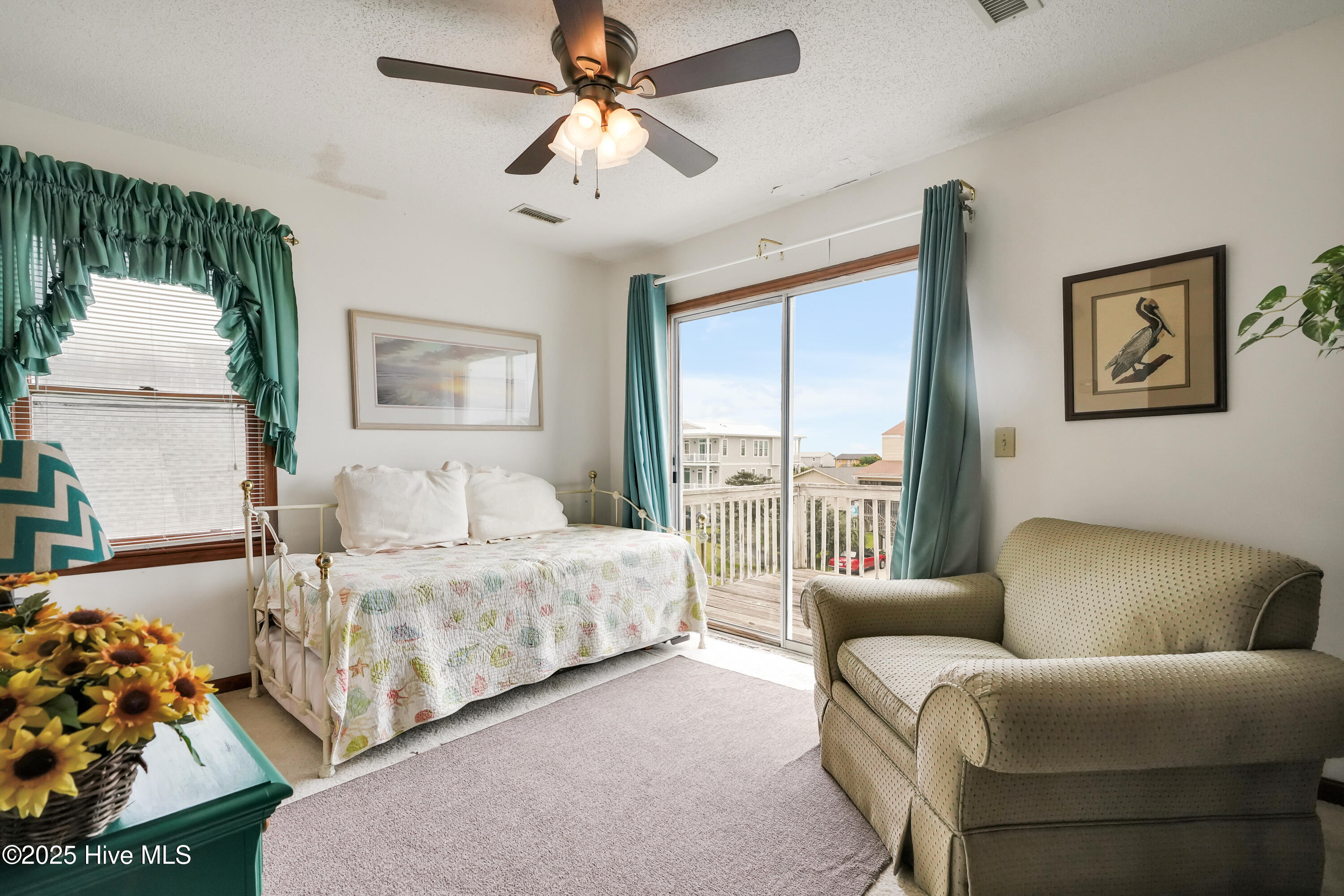 100530451 | Photo 21