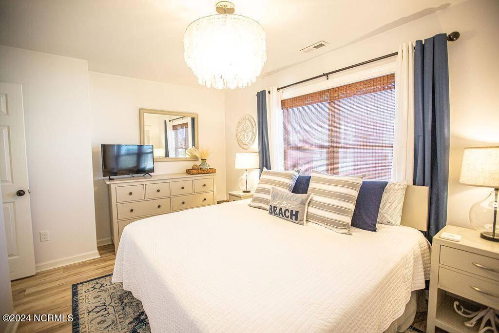 100558410 | Photo 29