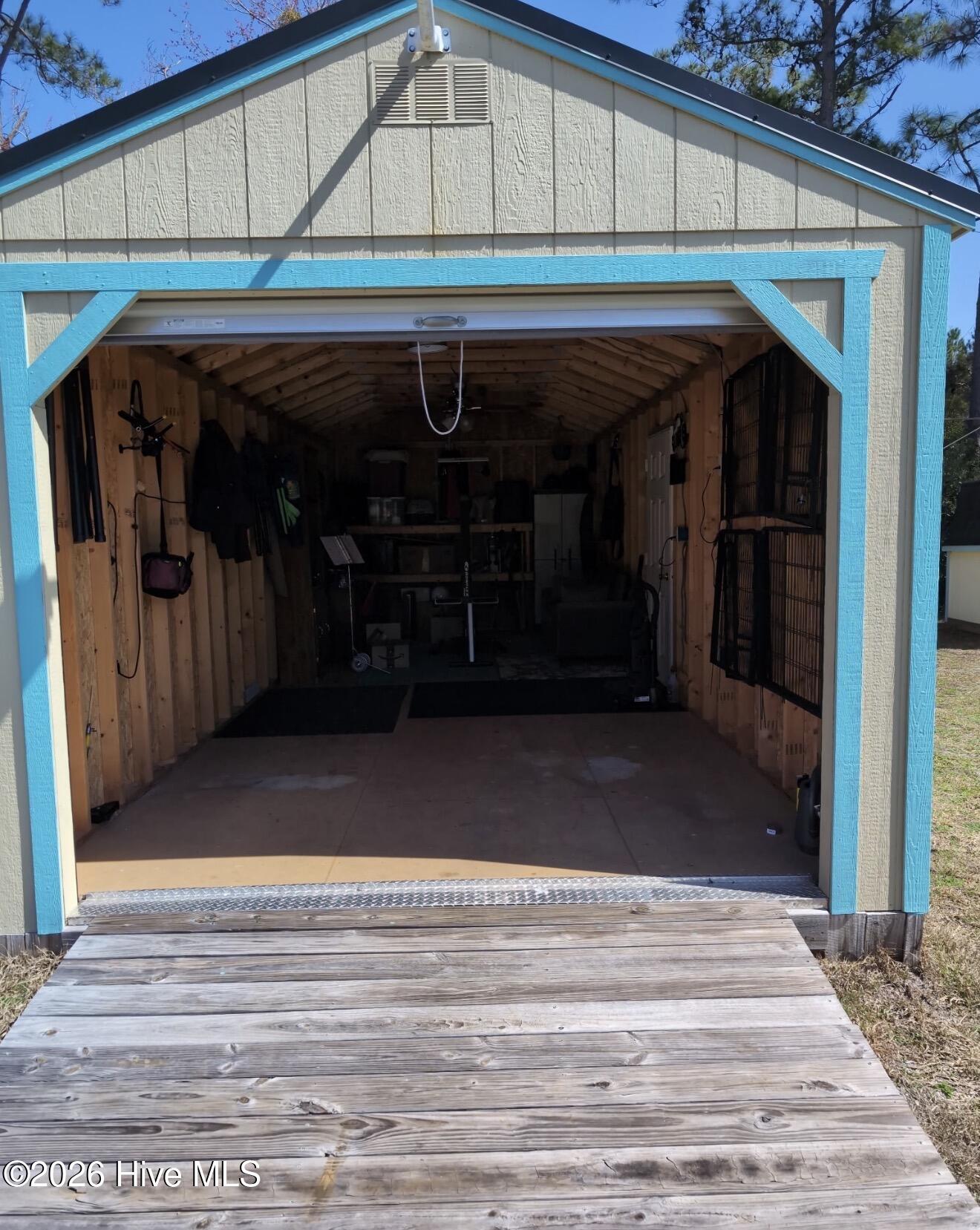 100558747 | Photo 68