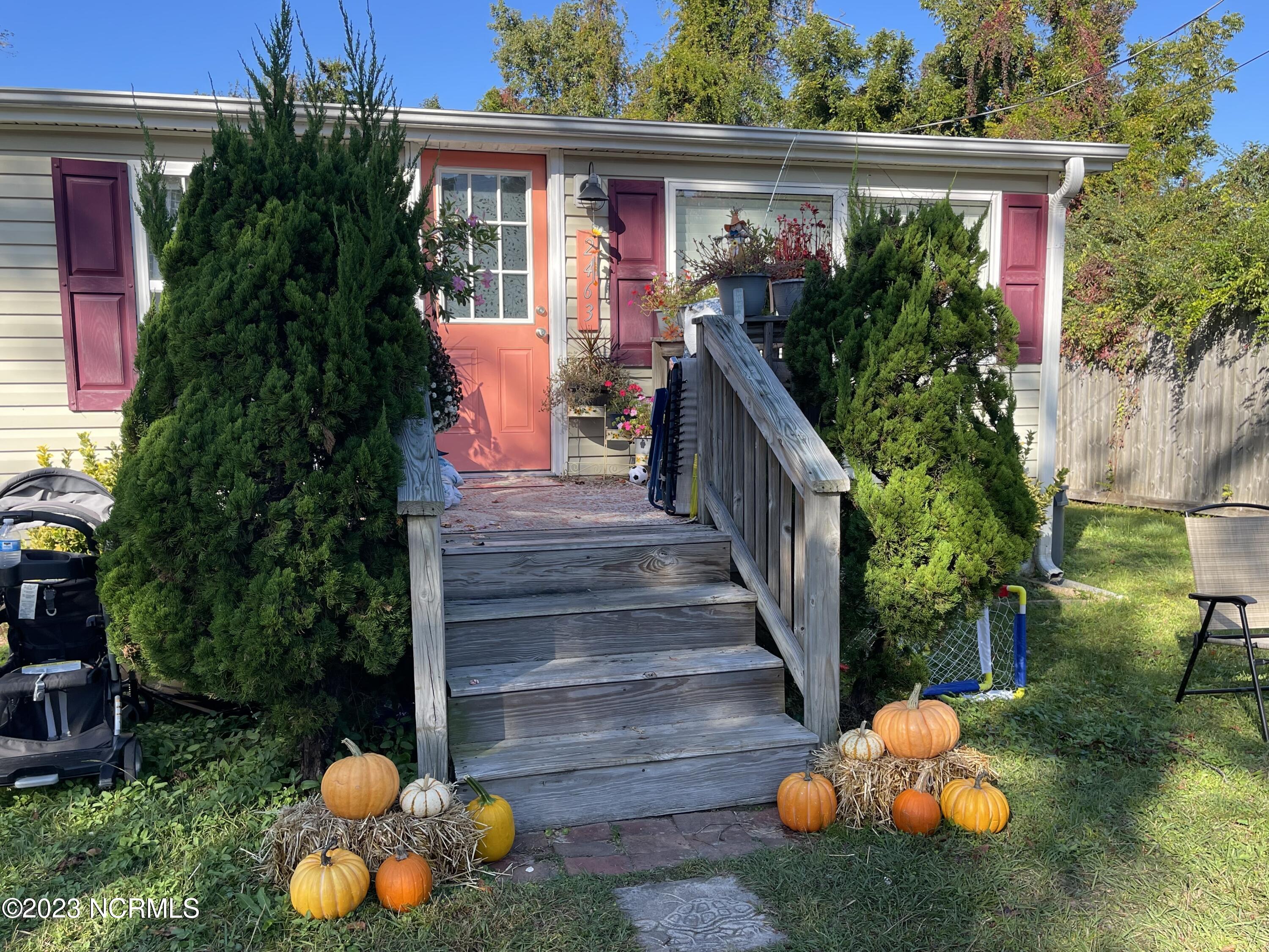 Homes for sale in Sneads Ferry, NC | 2463 Nc-172, Sneads Ferry, NC 28460 | MLS# 100515784