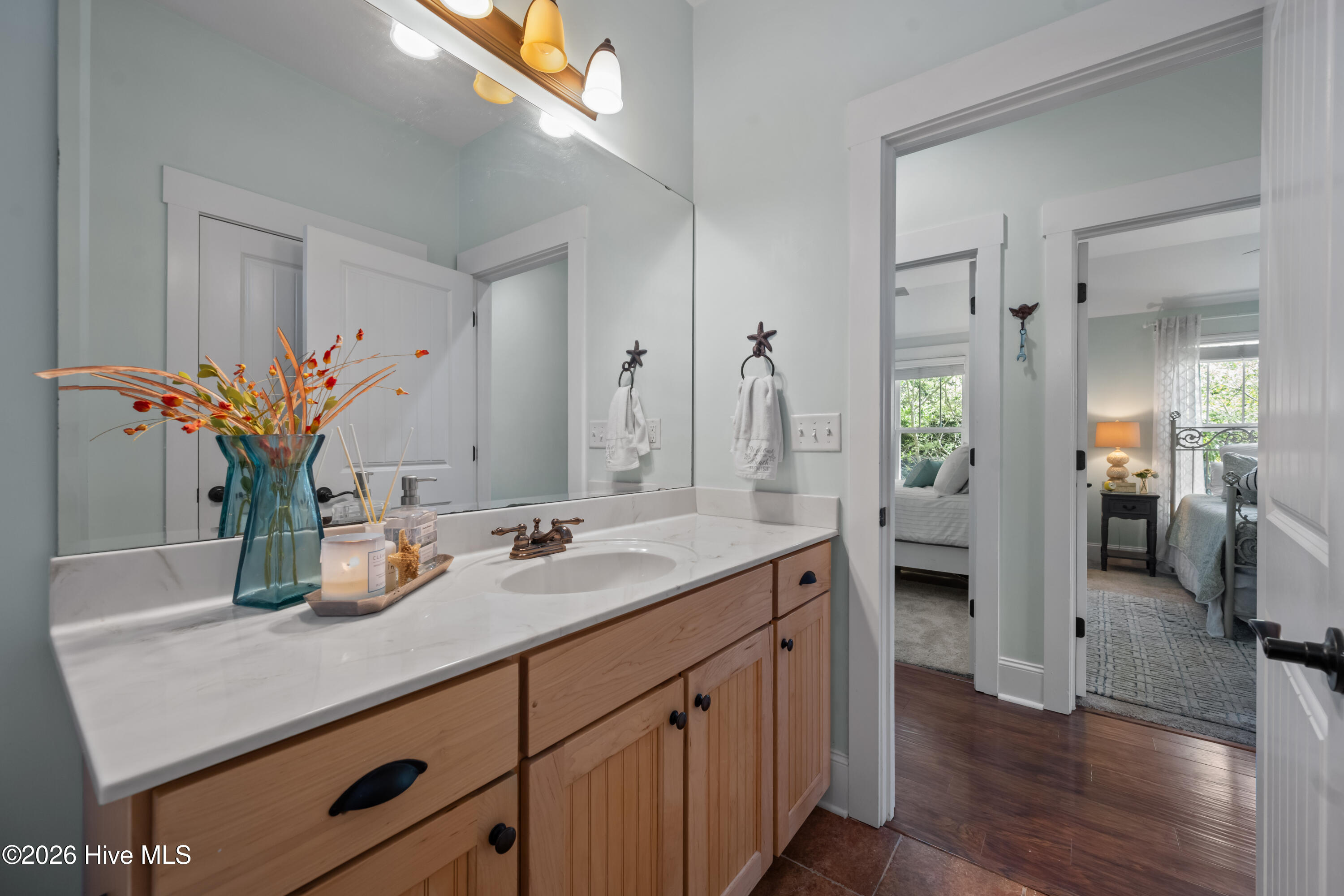 100566521 | Photo 17