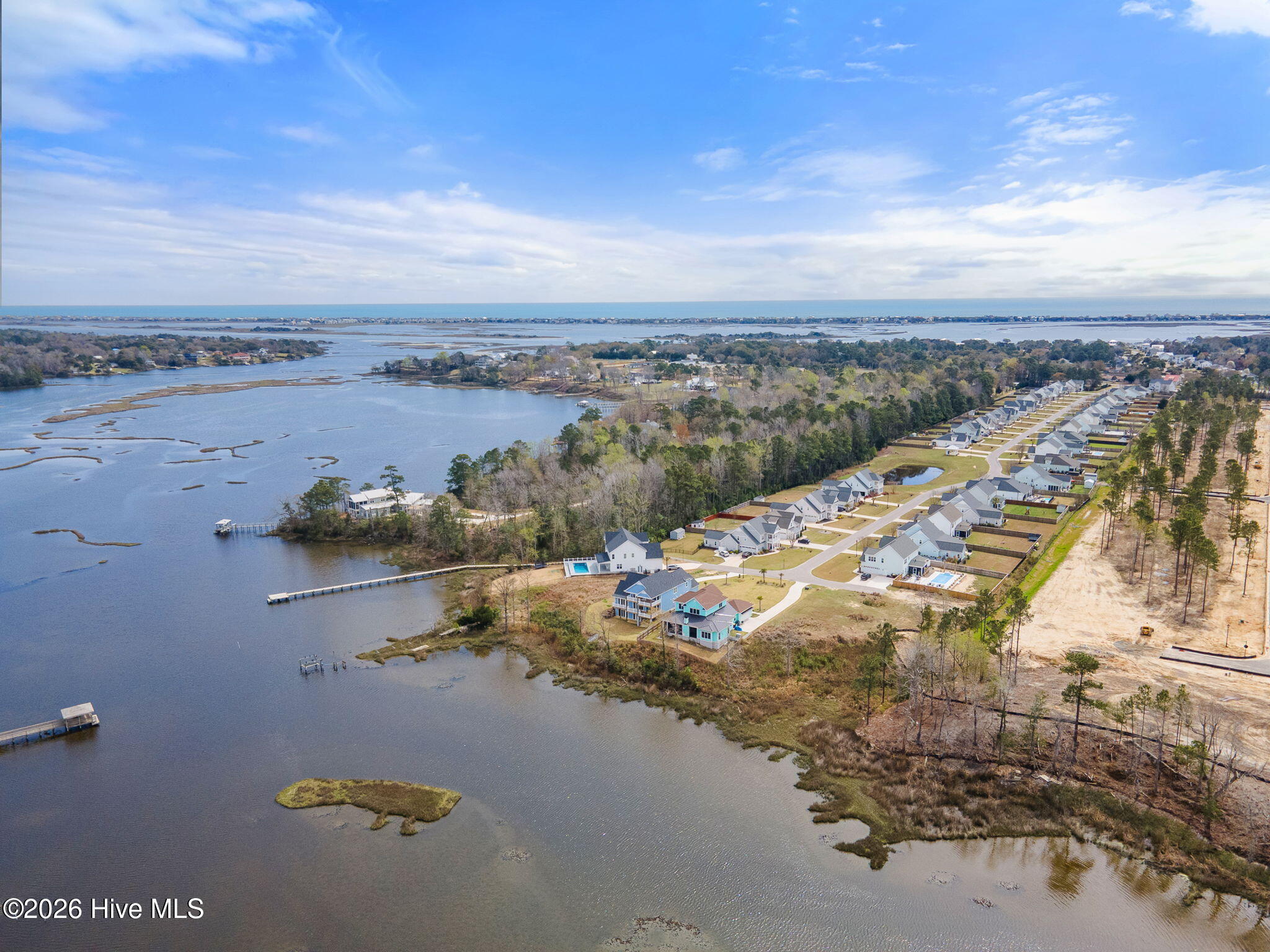 100560908 | Photo 37