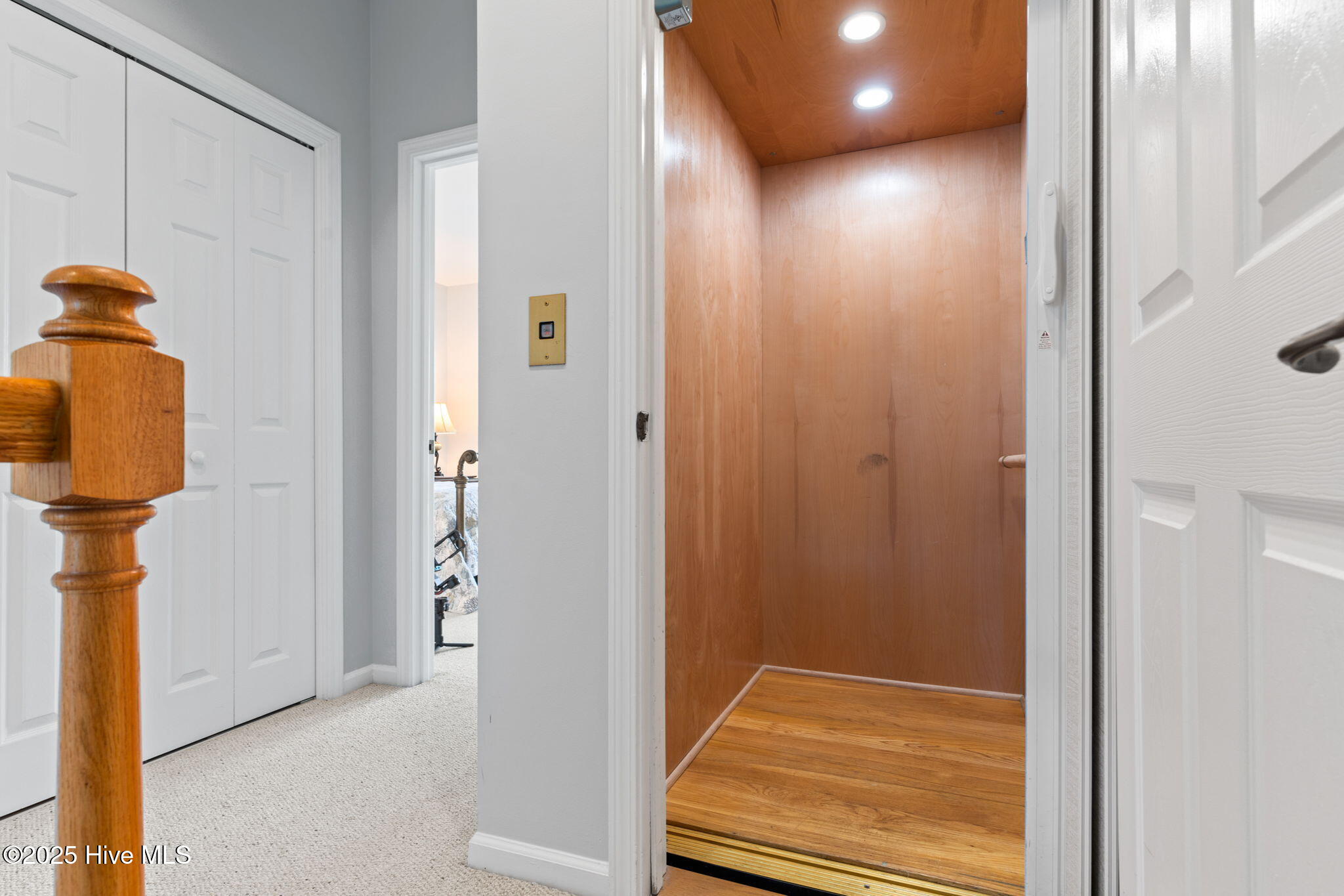 100534473 | Photo 28