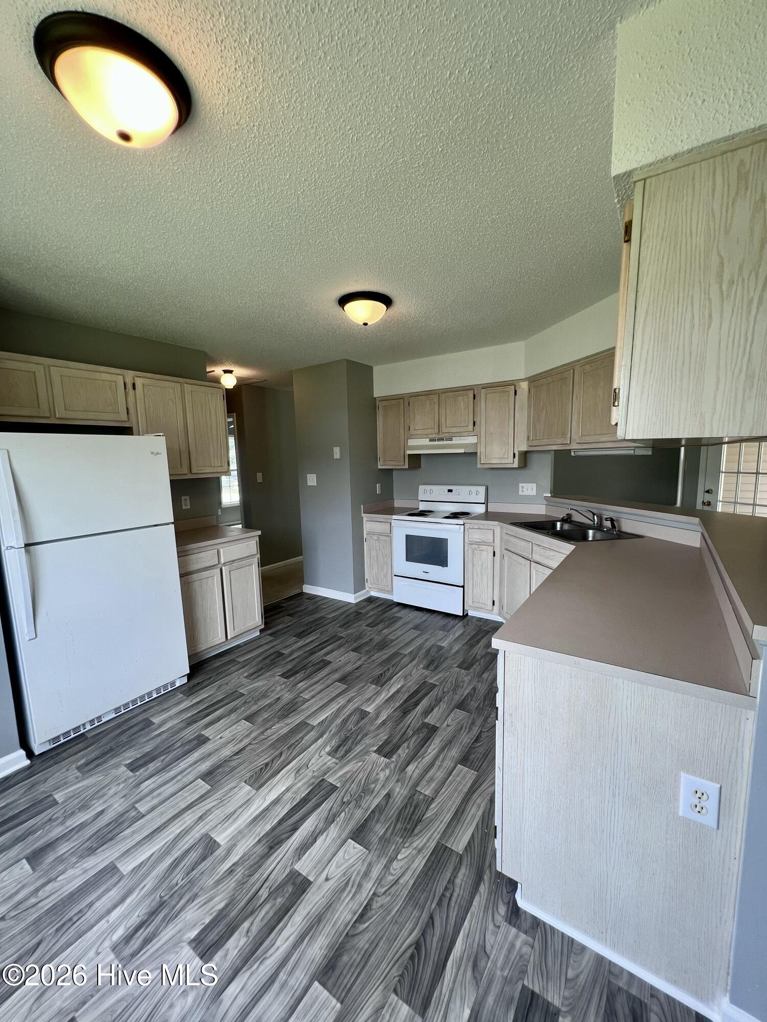 206 Rosewood Circle,Jacksonville
