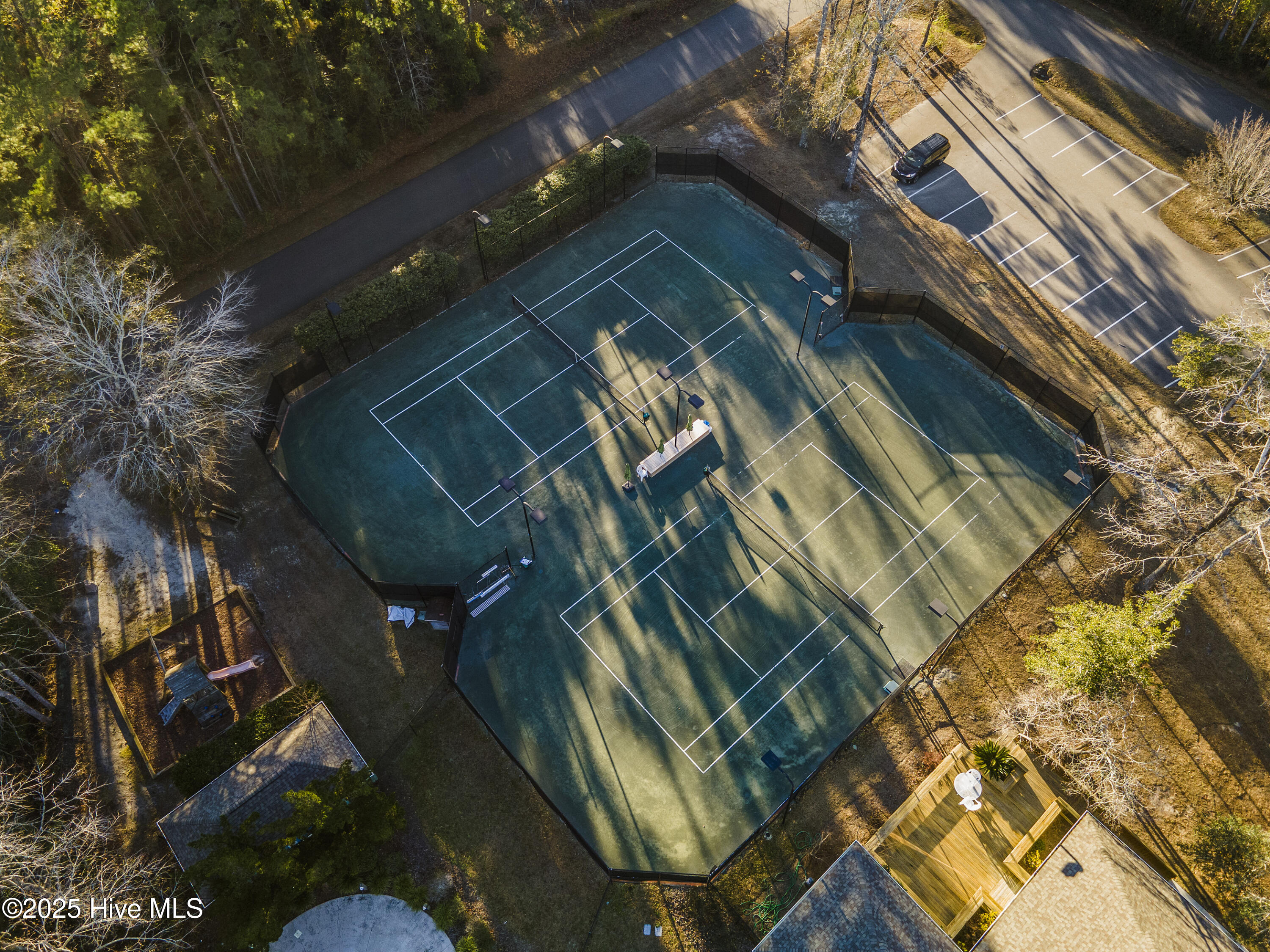 100494570 | Photo 26