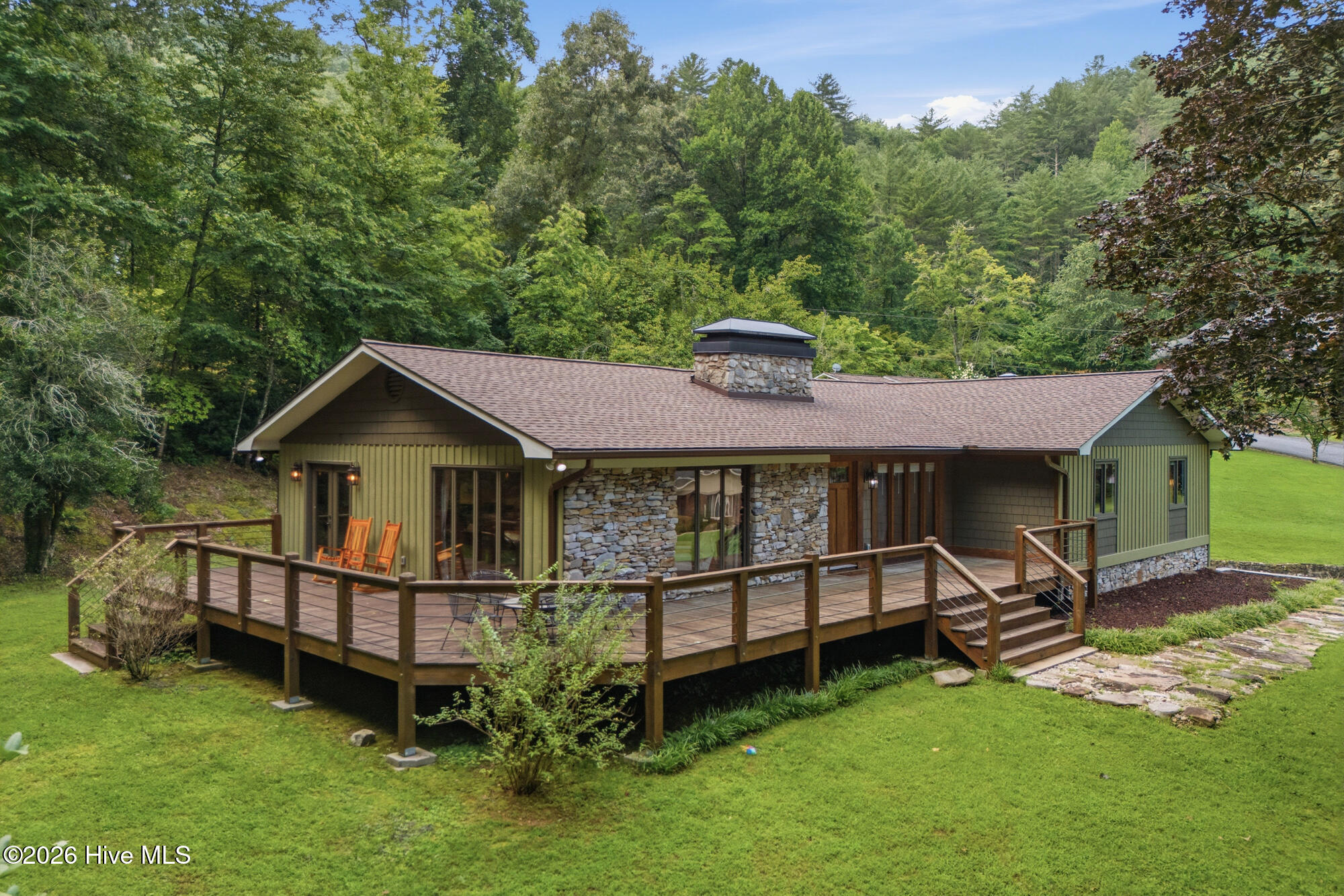 239 Woodland Heights
