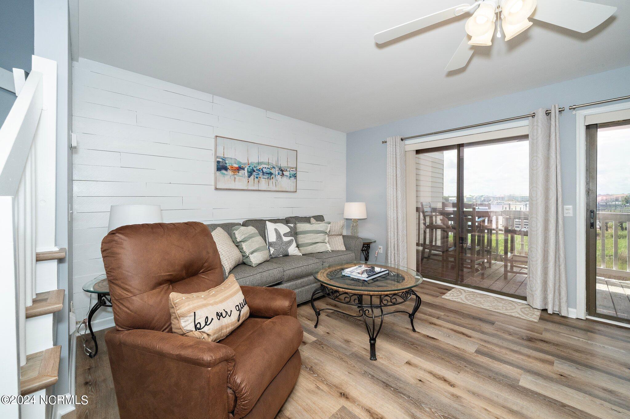 100552902 | Photo 14