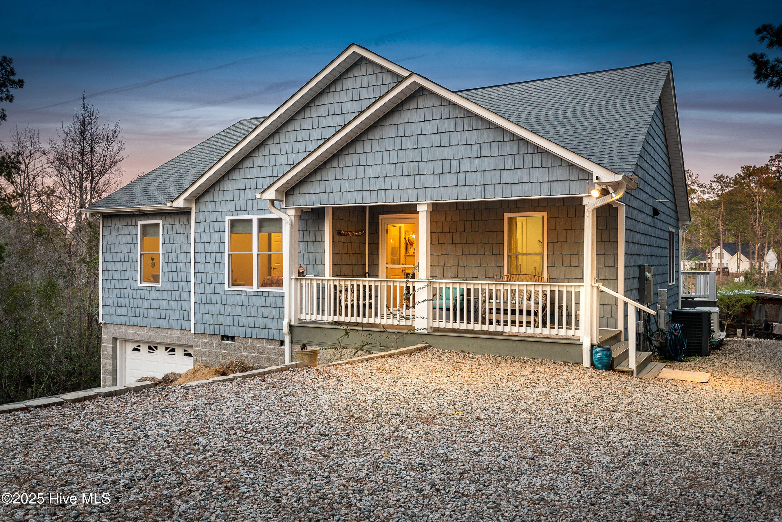 Homes for sale in Chocowinity, NC | 119 Bluff Rd, Chocowinity, NC 27817 | MLS# 100497387