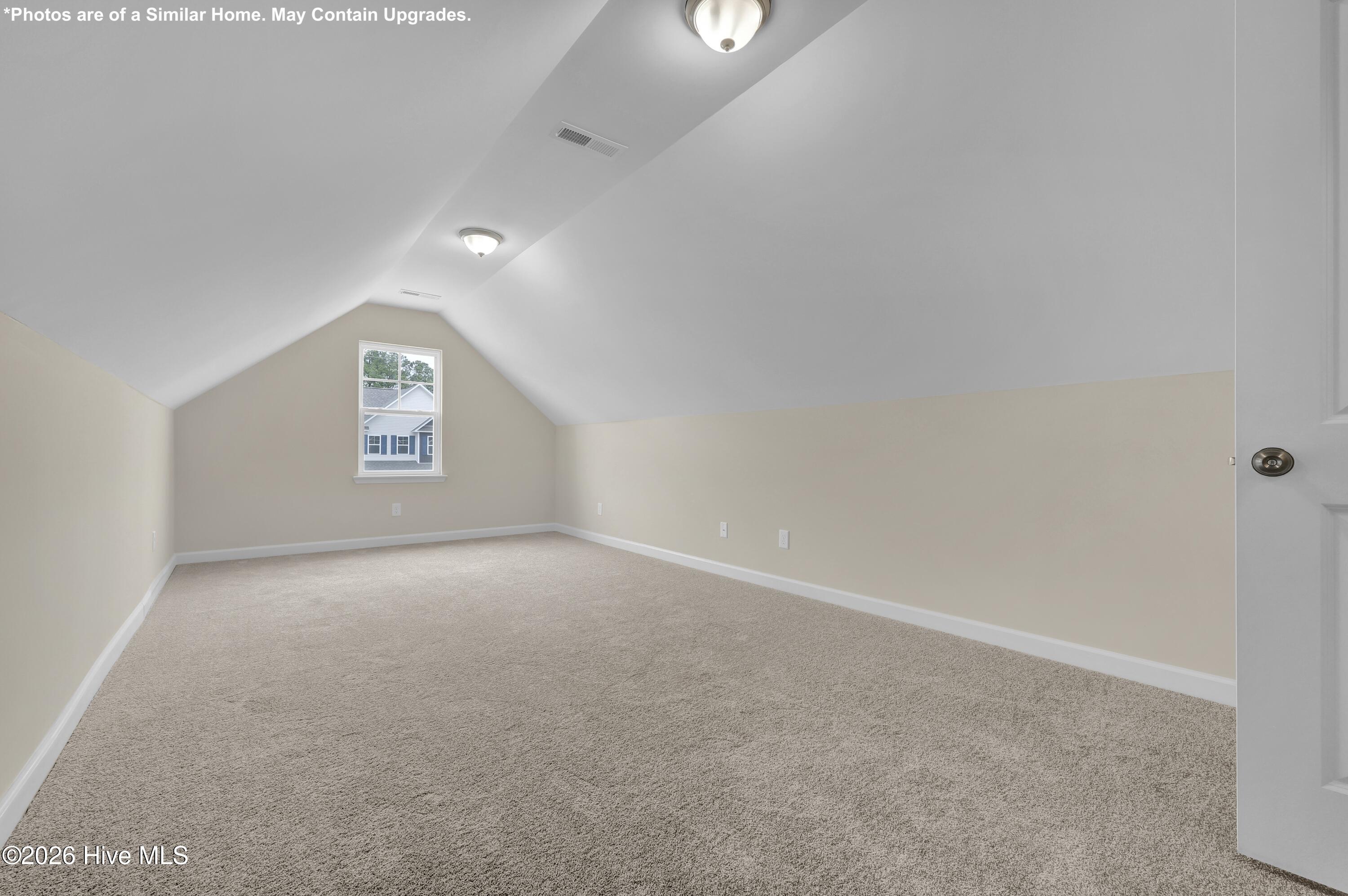 100557198 | Photo 27