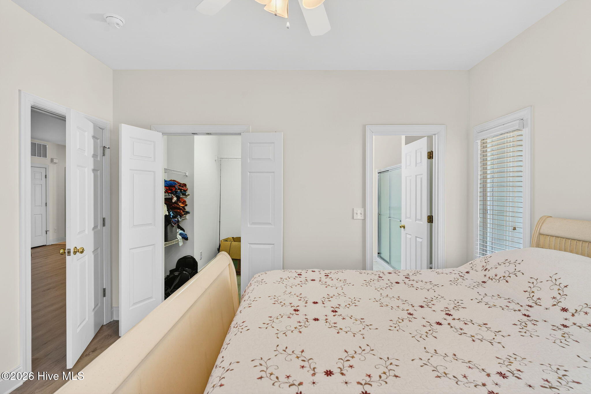 100553475 | Photo 31