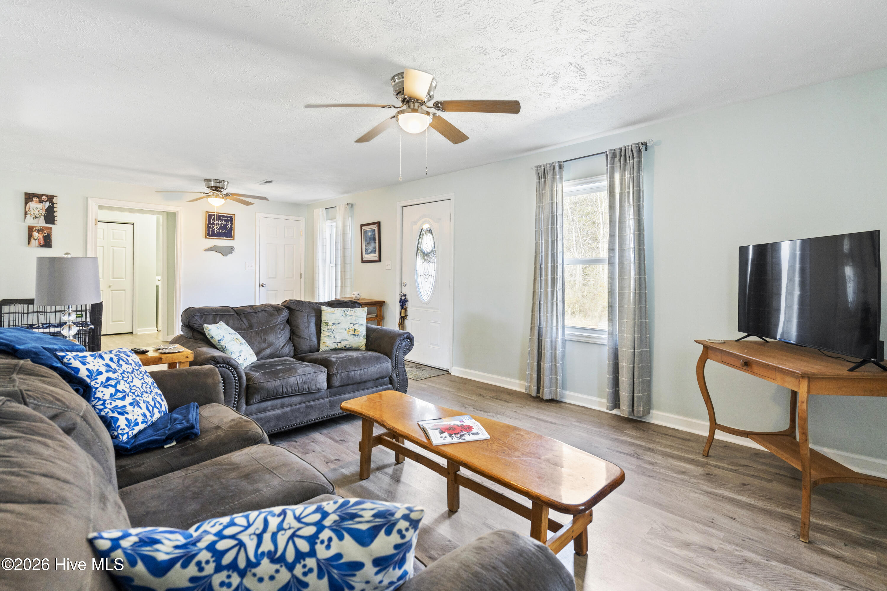 100553037 | Photo 14