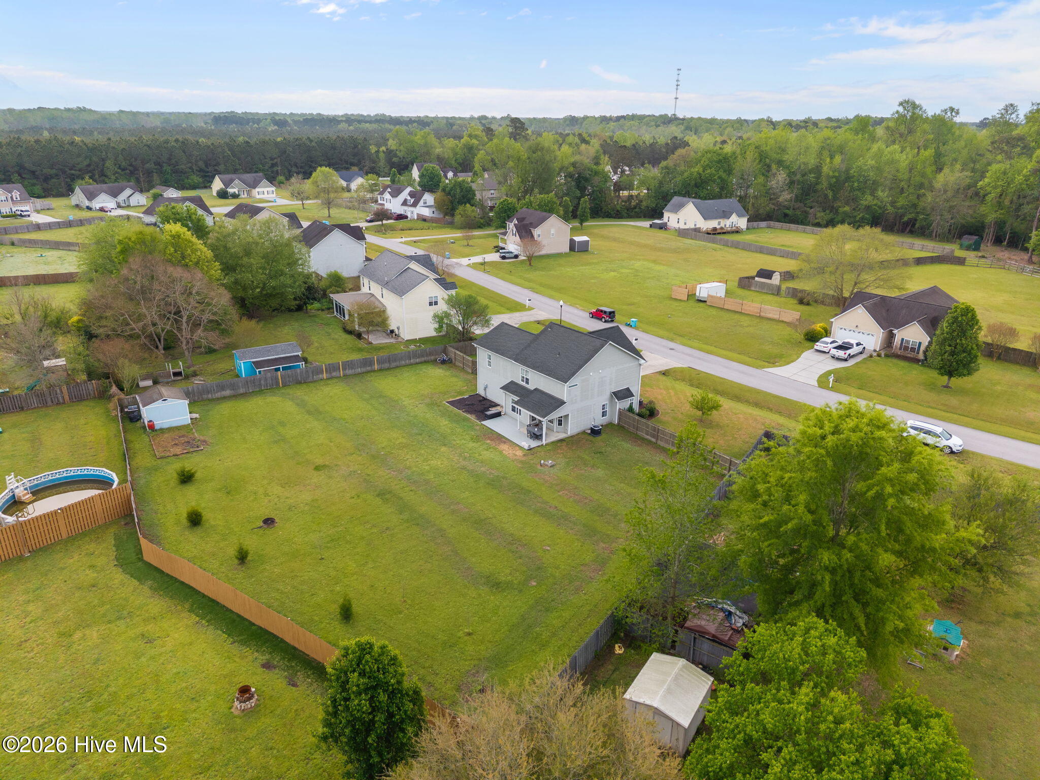 100566884 | Photo 44