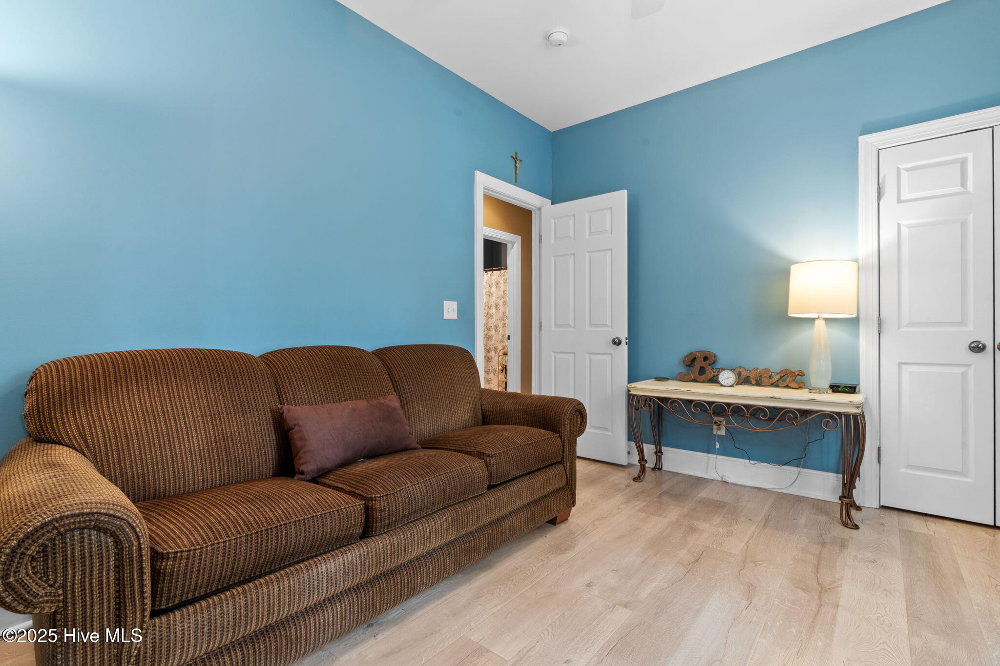 100535013 | Photo 29