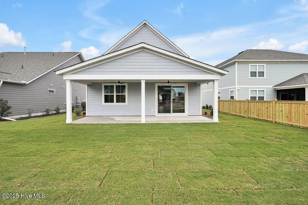 100528868 | Photo 35