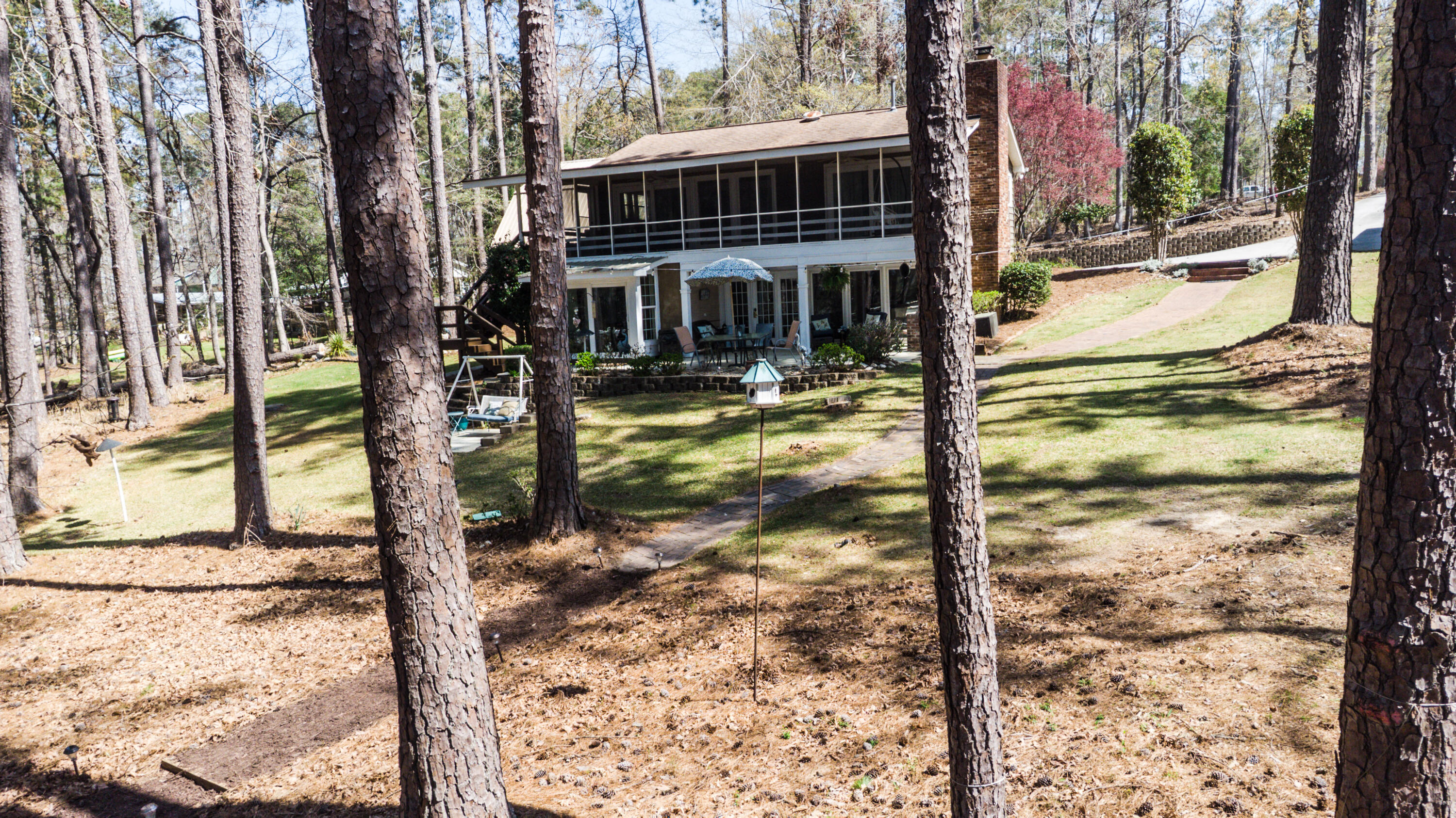 1061 Delaware Dr-78