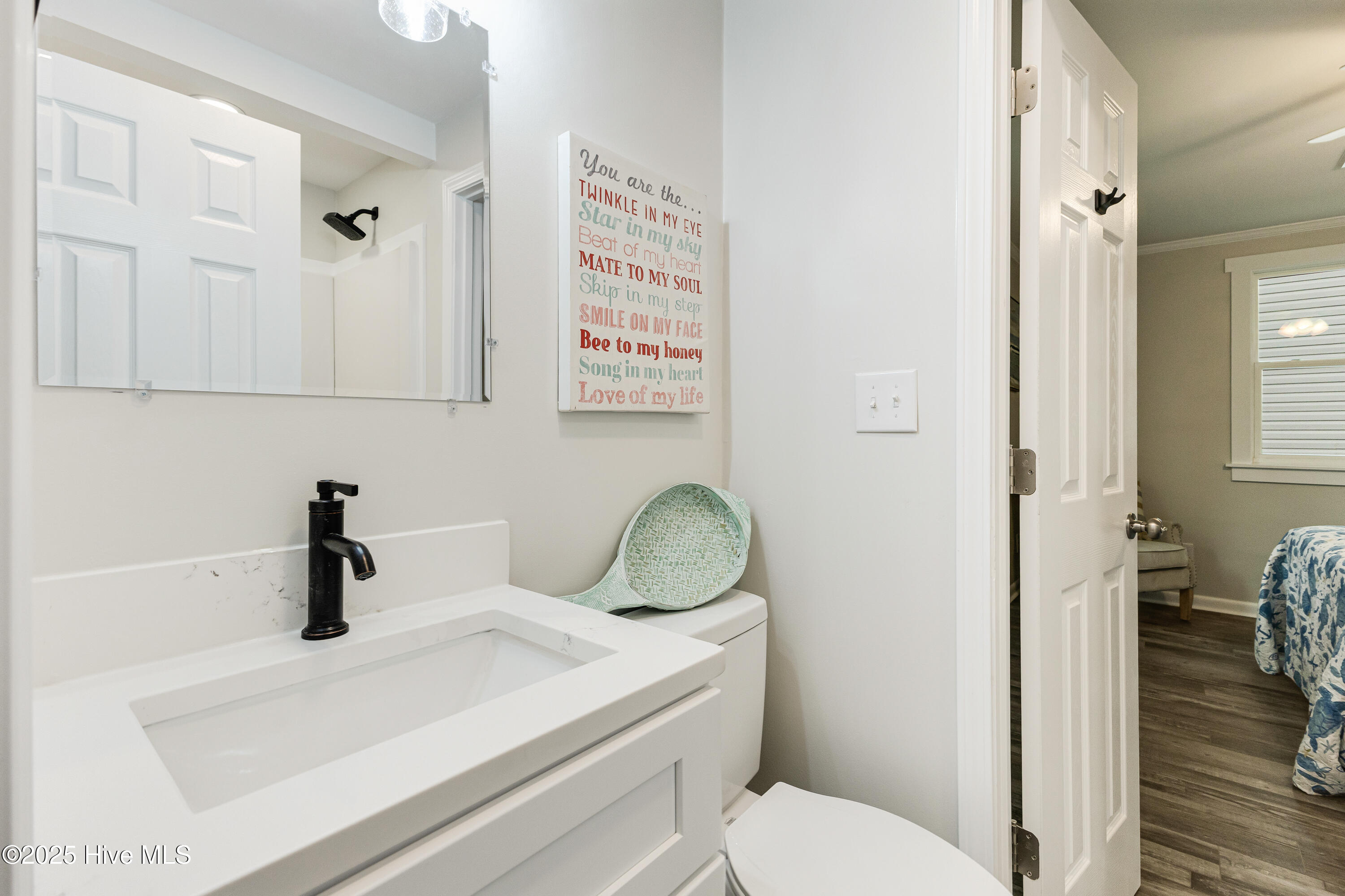 100501720 | Photo 26